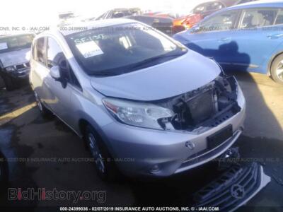 2014 Nissan VERSA NOTE S/S Plus/SV/SL, серебристый — VIN 3N1CE2CP2EL351217, IAAI