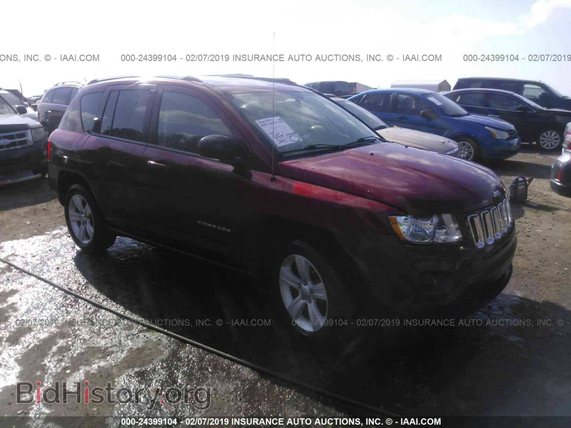 Фотография 1J4NT1FA8BD176724 - JEEP COMPASS 2011