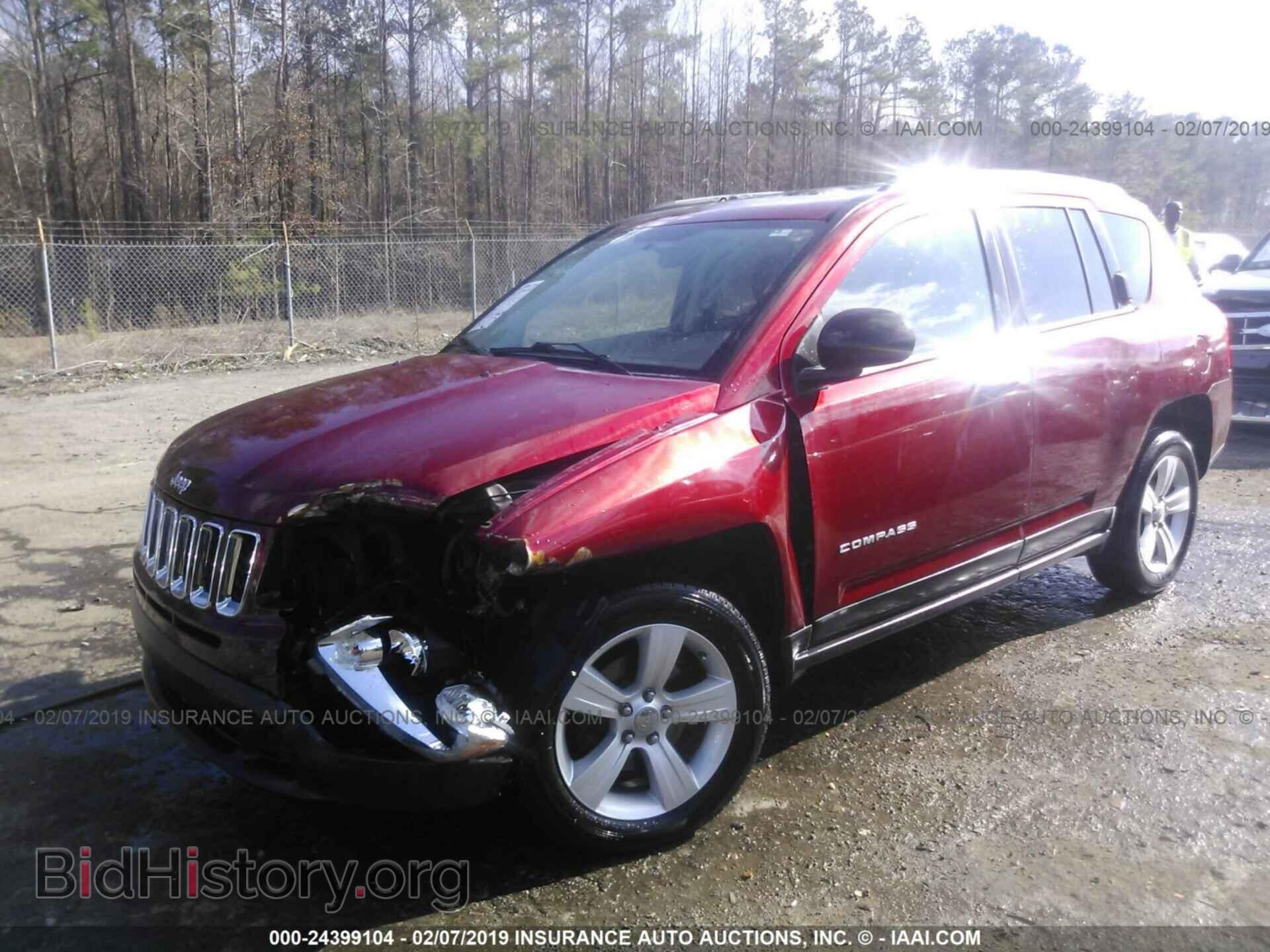 2011 JEEP COMPASS - VIN: 1J4NT1FA8BD176724 - Фото 2
