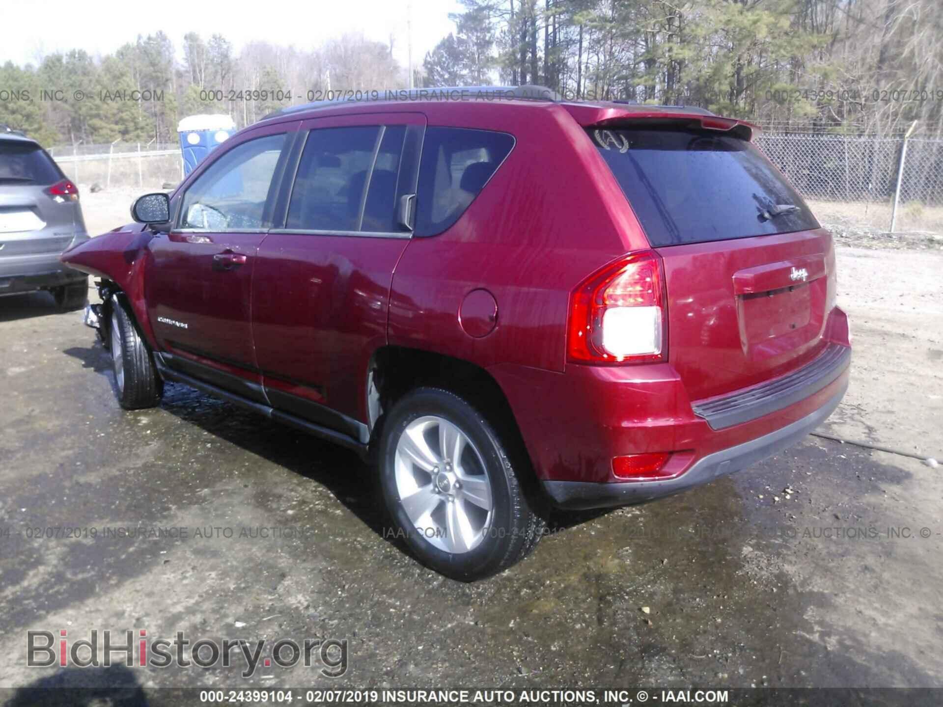 2011 JEEP COMPASS - VIN: 1J4NT1FA8BD176724 - Фото 3