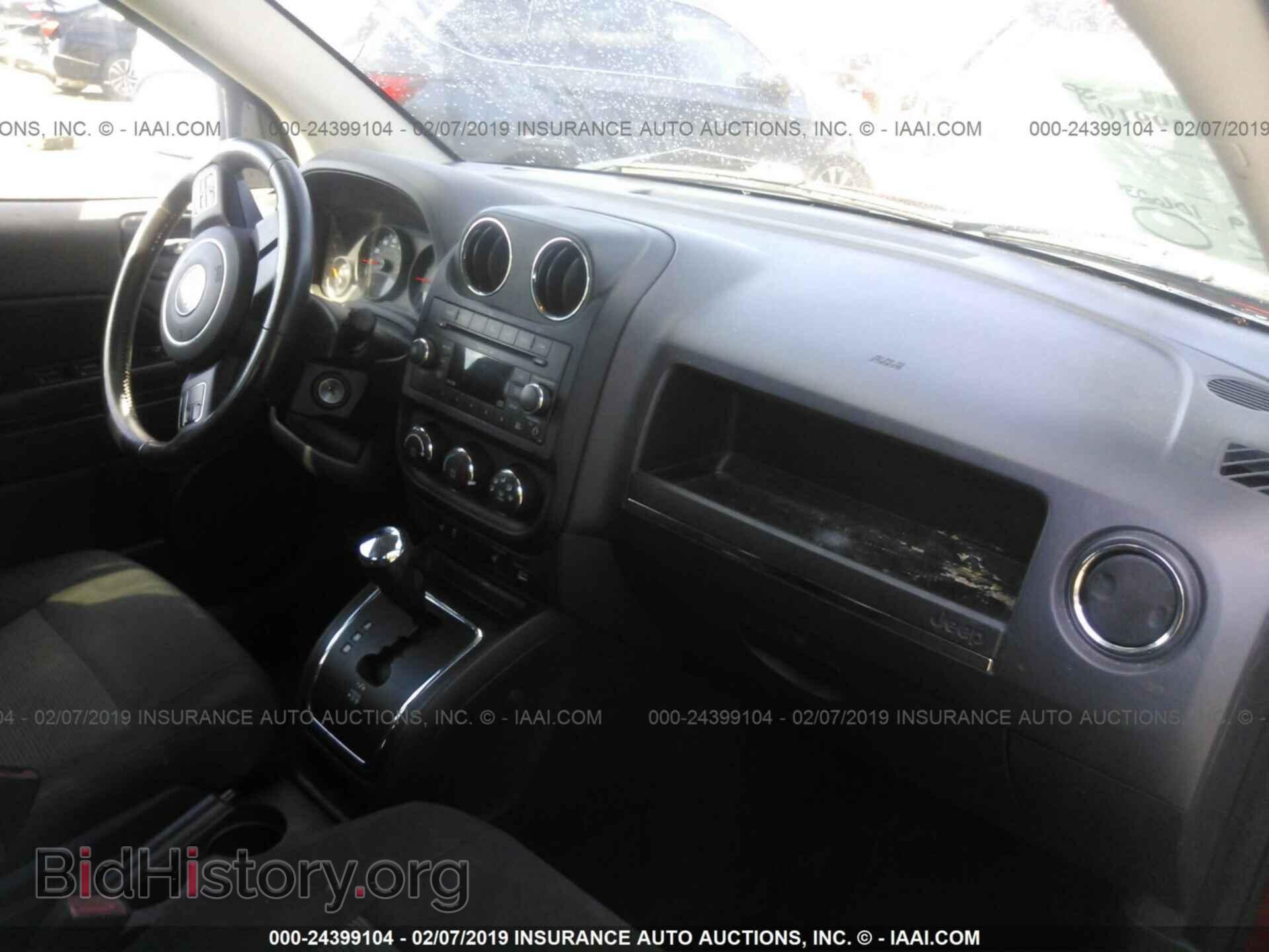 2011 JEEP COMPASS - VIN: 1J4NT1FA8BD176724 - Фото 5