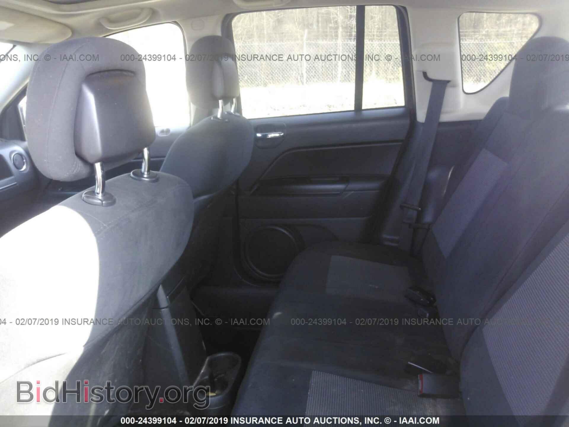 2011 JEEP COMPASS - VIN: 1J4NT1FA8BD176724 - Фото 8