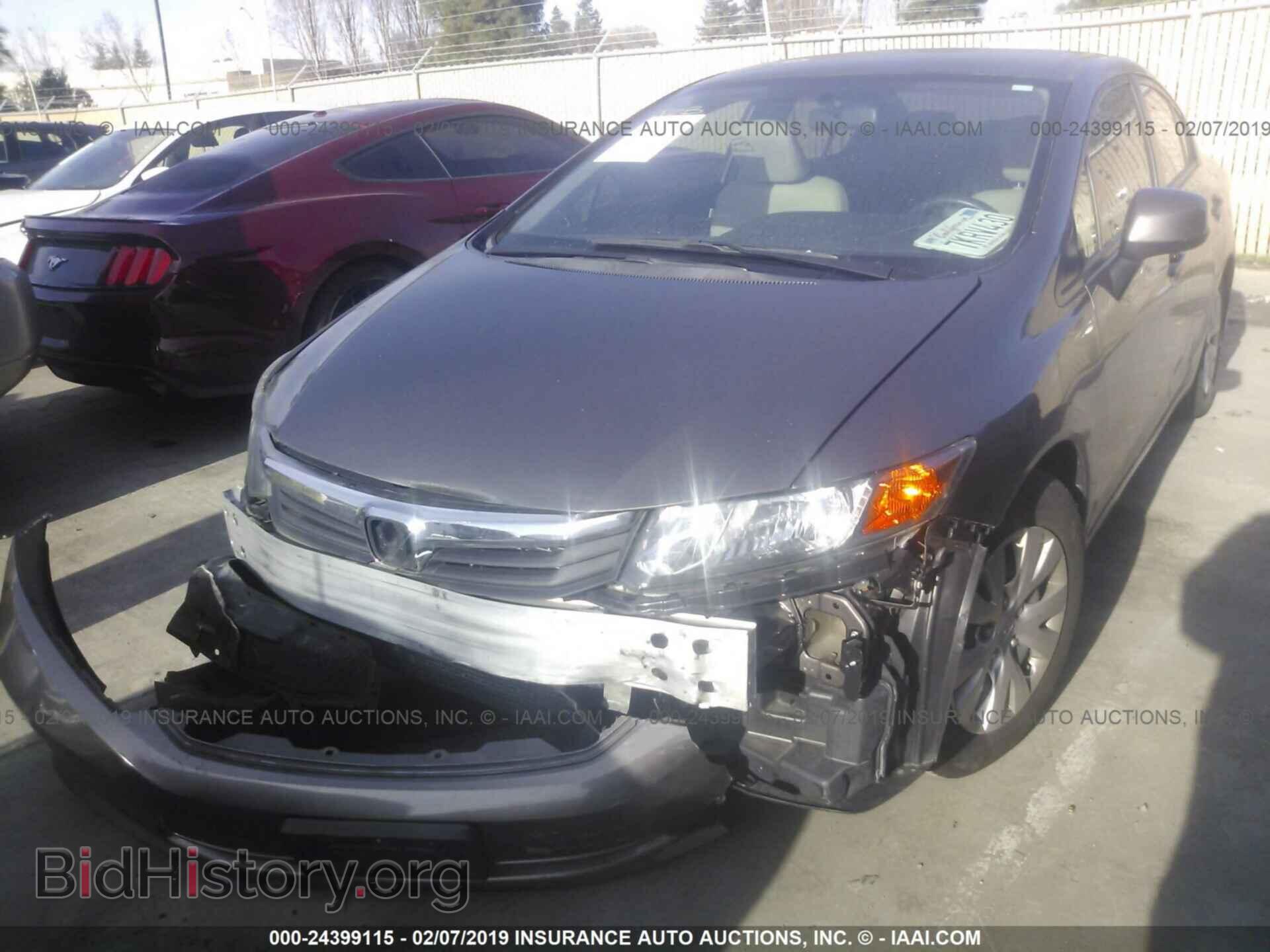 2012 HONDA CIVIC - VIN: 2HGFB2F52CH555049 - Photo 2