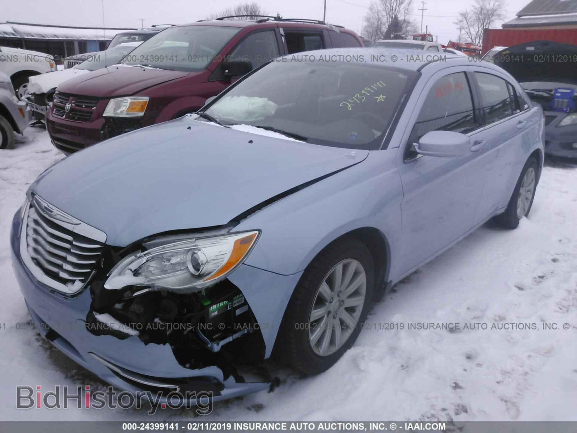 2013 CHRYSLER 200 - VIN: 1C3CCBBB4DN673918 - Photo 2