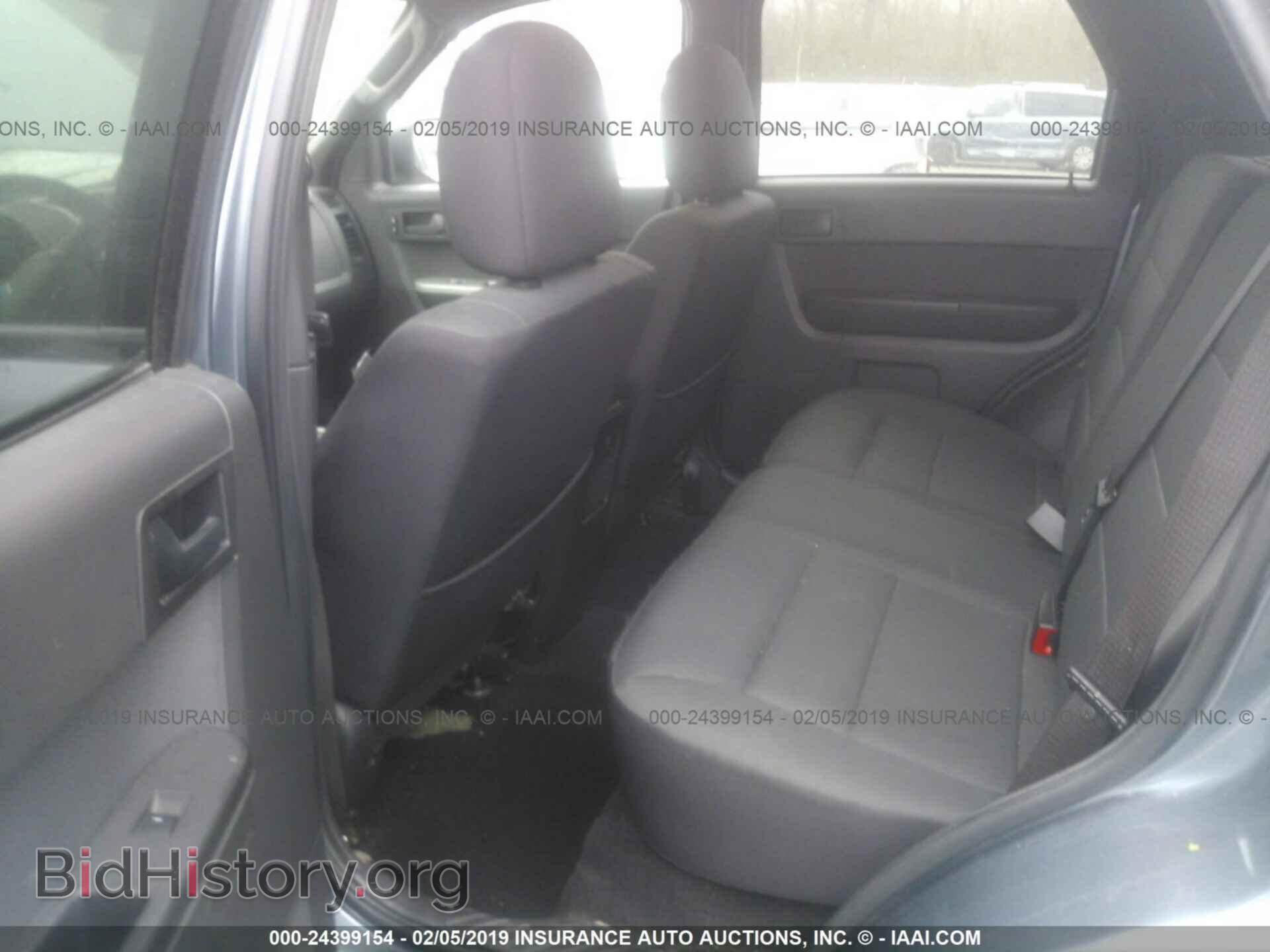 2011 FORD ESCAPE - VIN: 1FMCU0D72BKB09829 - Фото 8