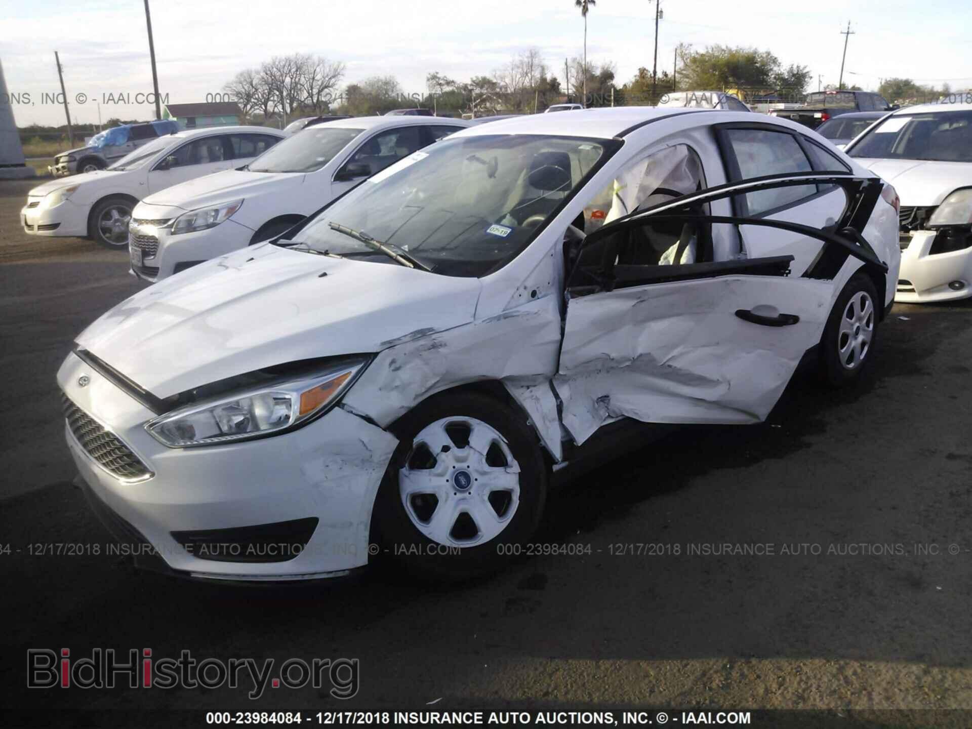 2016 FORD FOCUS - VIN: 1FADP3E24GL360895 - Photo 2
