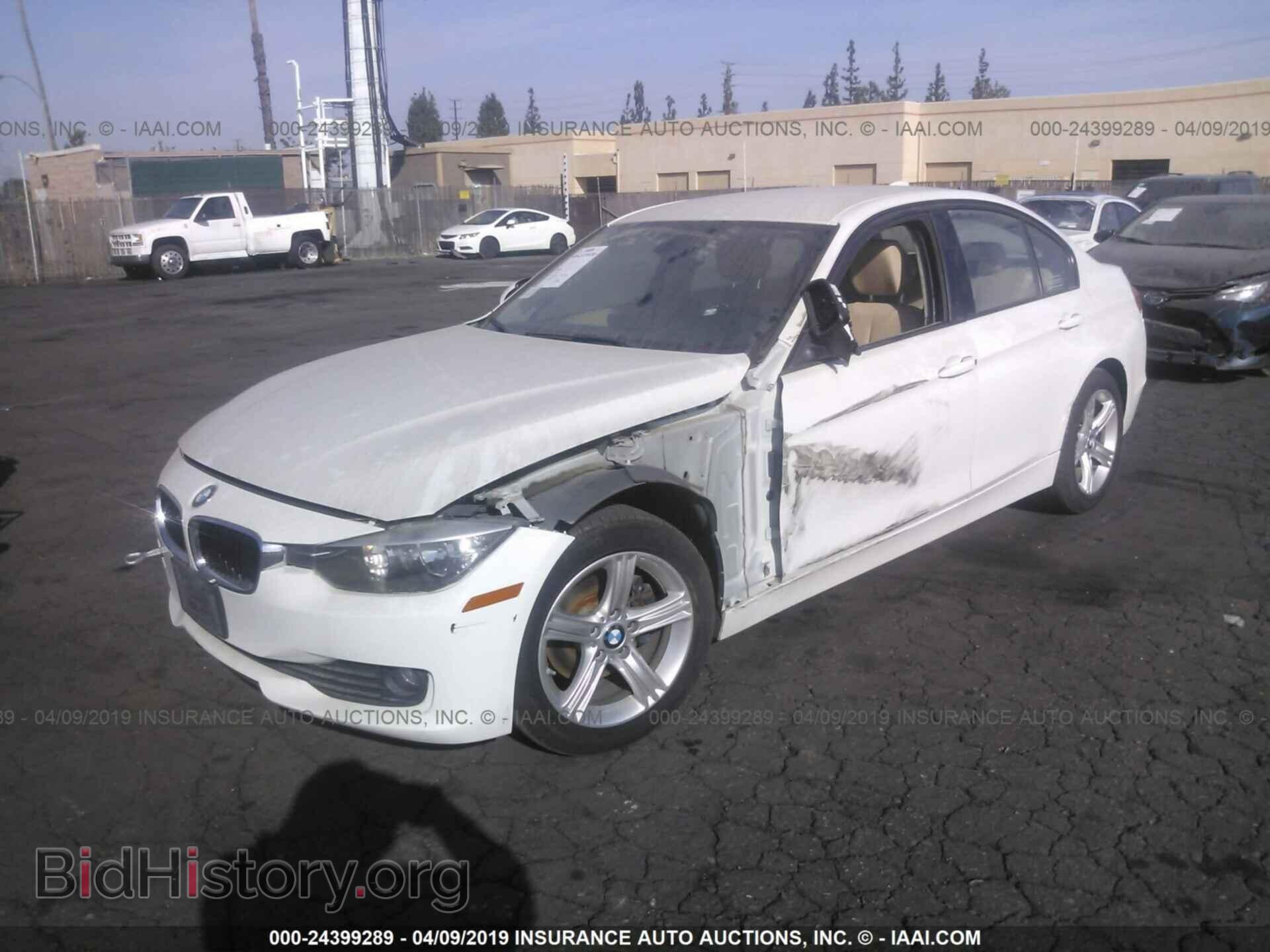 2014 BMW 320 - VIN: WBA3B1C53EK133364 - Фото 2