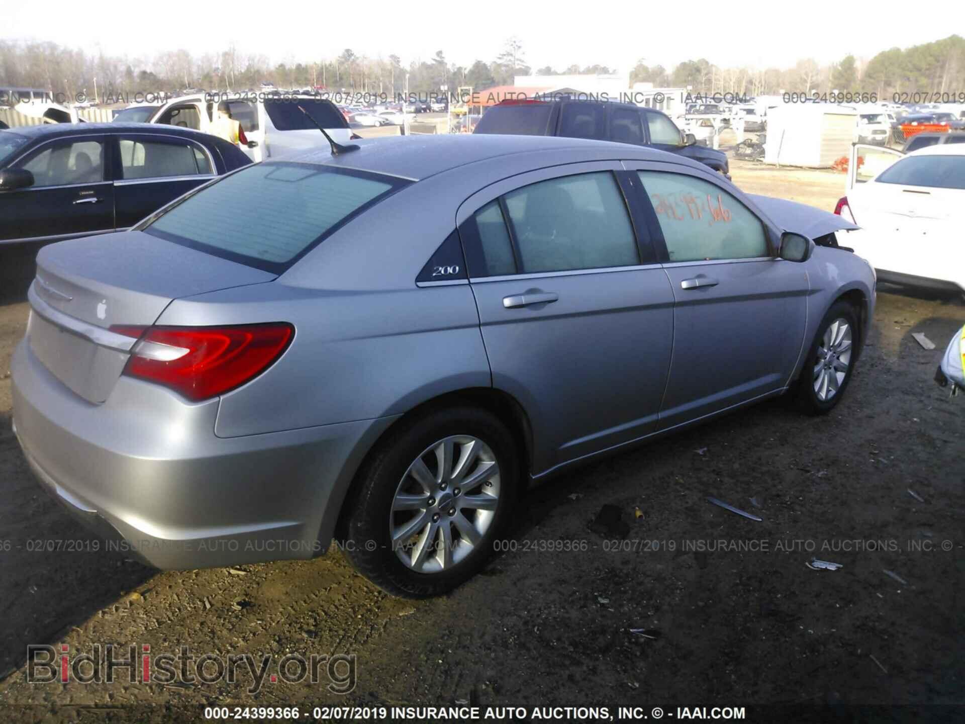 2013 CHRYSLER 200 - VIN: 1C3CCBBG2DN579189 - Photo 4