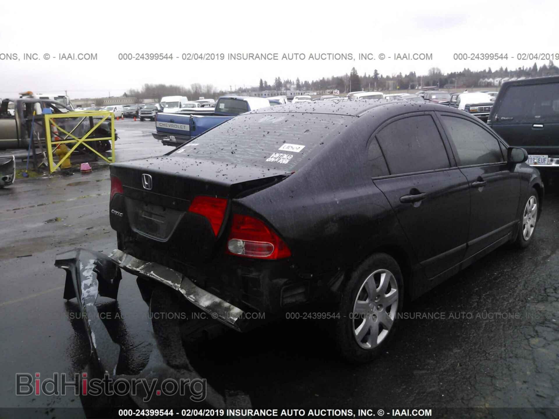 2008 FORD FOCUS - VIN: 1FAHP35N78W107906 - Фото 4