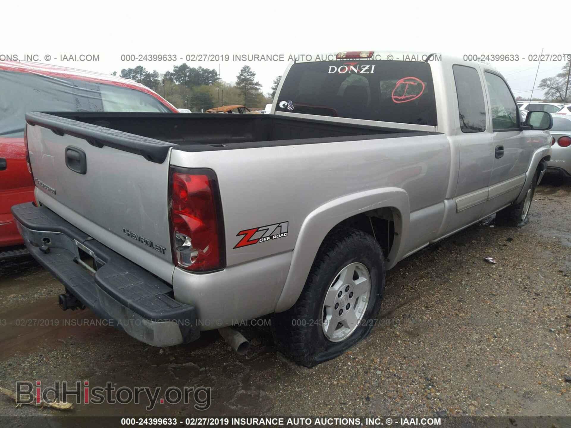 2005 CHEVROLET SILVERADO - VIN: 2GCEK19B651398241 - Фото 4