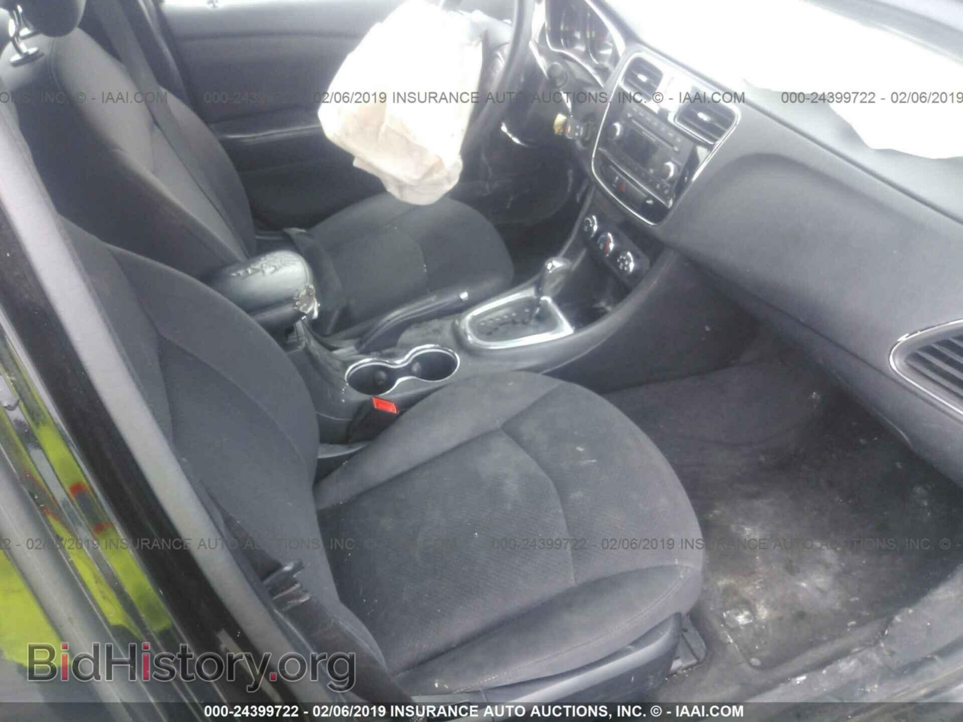2013 CHRYSLER 200 - VIN: 1C3CCBAB3DN762767 - Photo 5