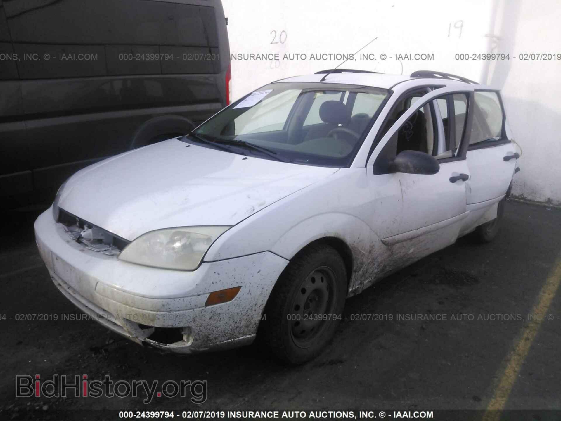 2005 FORD FOCUS - VIN: 1FAHP36N65W200622 - Фото 2