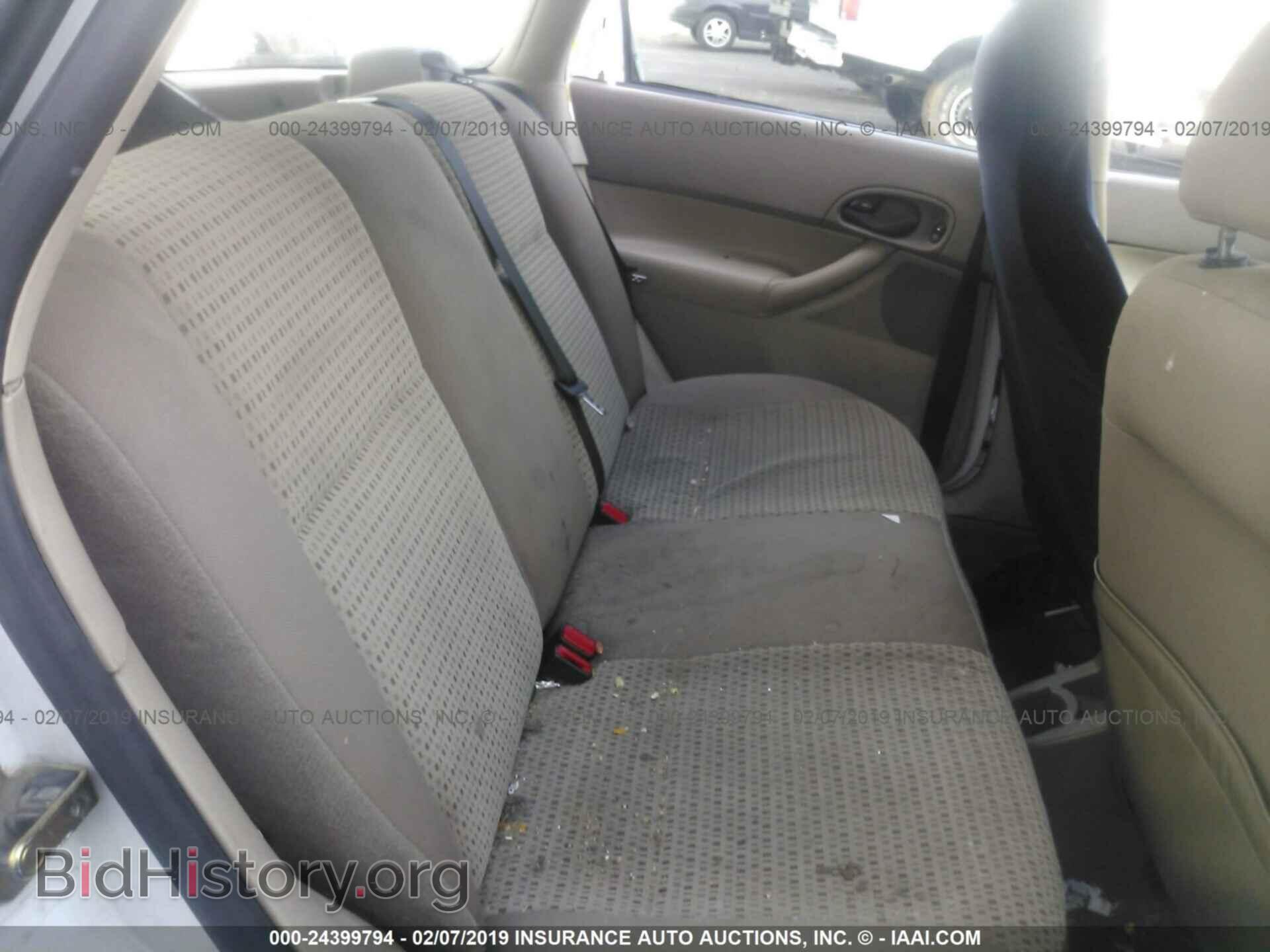 2005 FORD FOCUS - VIN: 1FAHP36N65W200622 - Фото 8