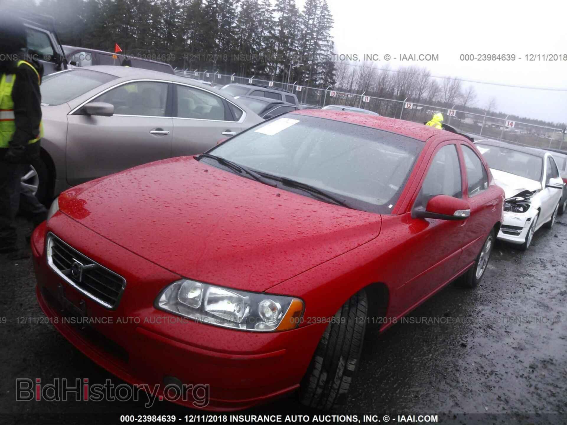 2007 VOLVO S60 - VIN: YV1RS592872610868 - Фото 2