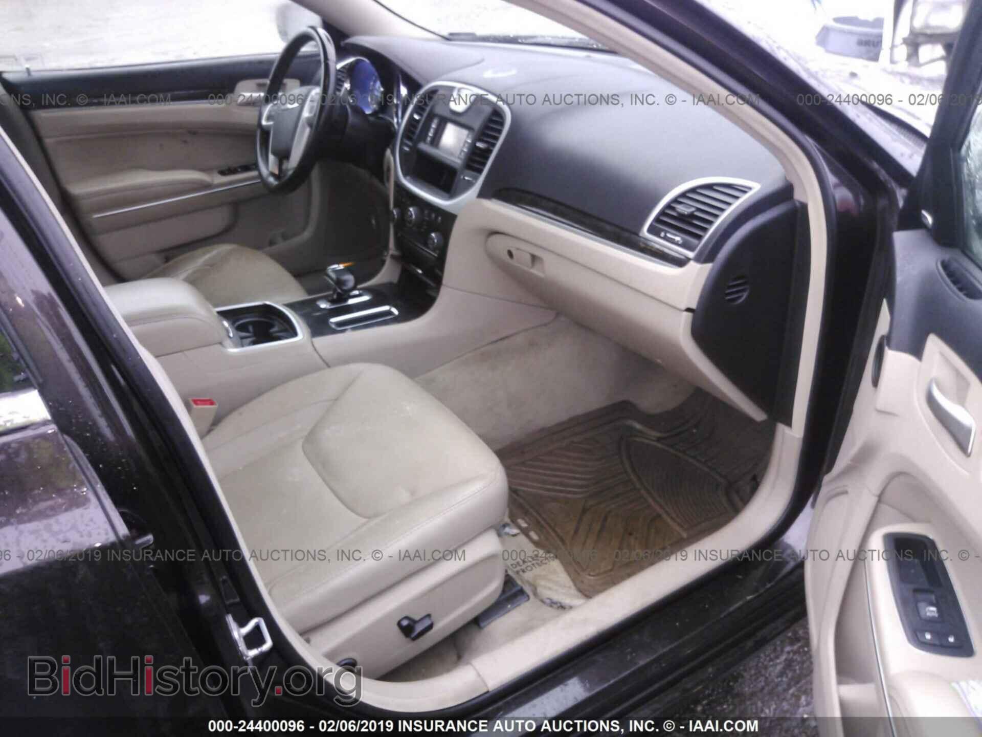 2012 CHRYSLER 300 - VIN: 2C3CCACG8CH182800 - Фото 5