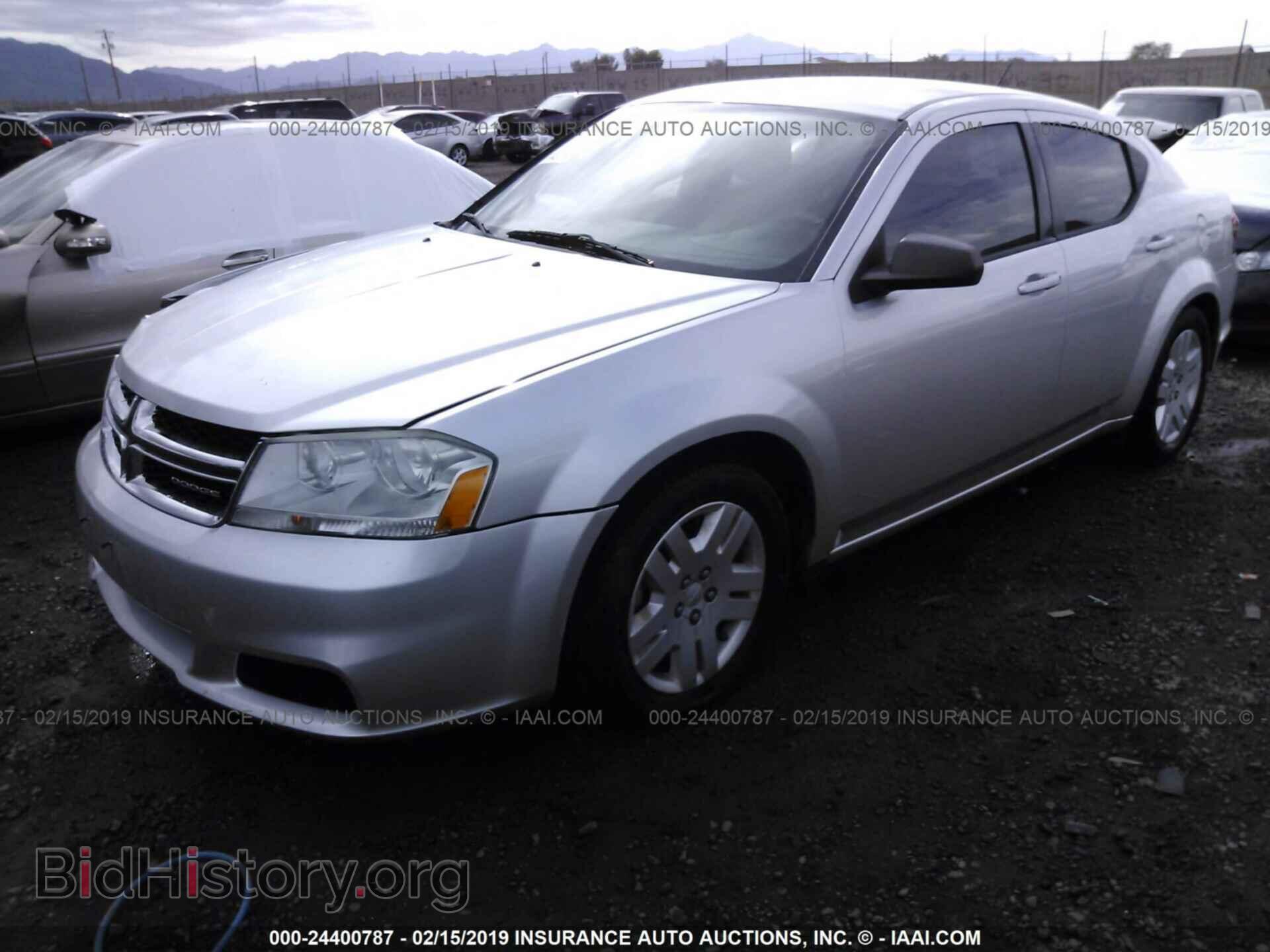 2011 DODGE AVENGER - VIN: 1B3BD4FG6BN558239 - Фото 2