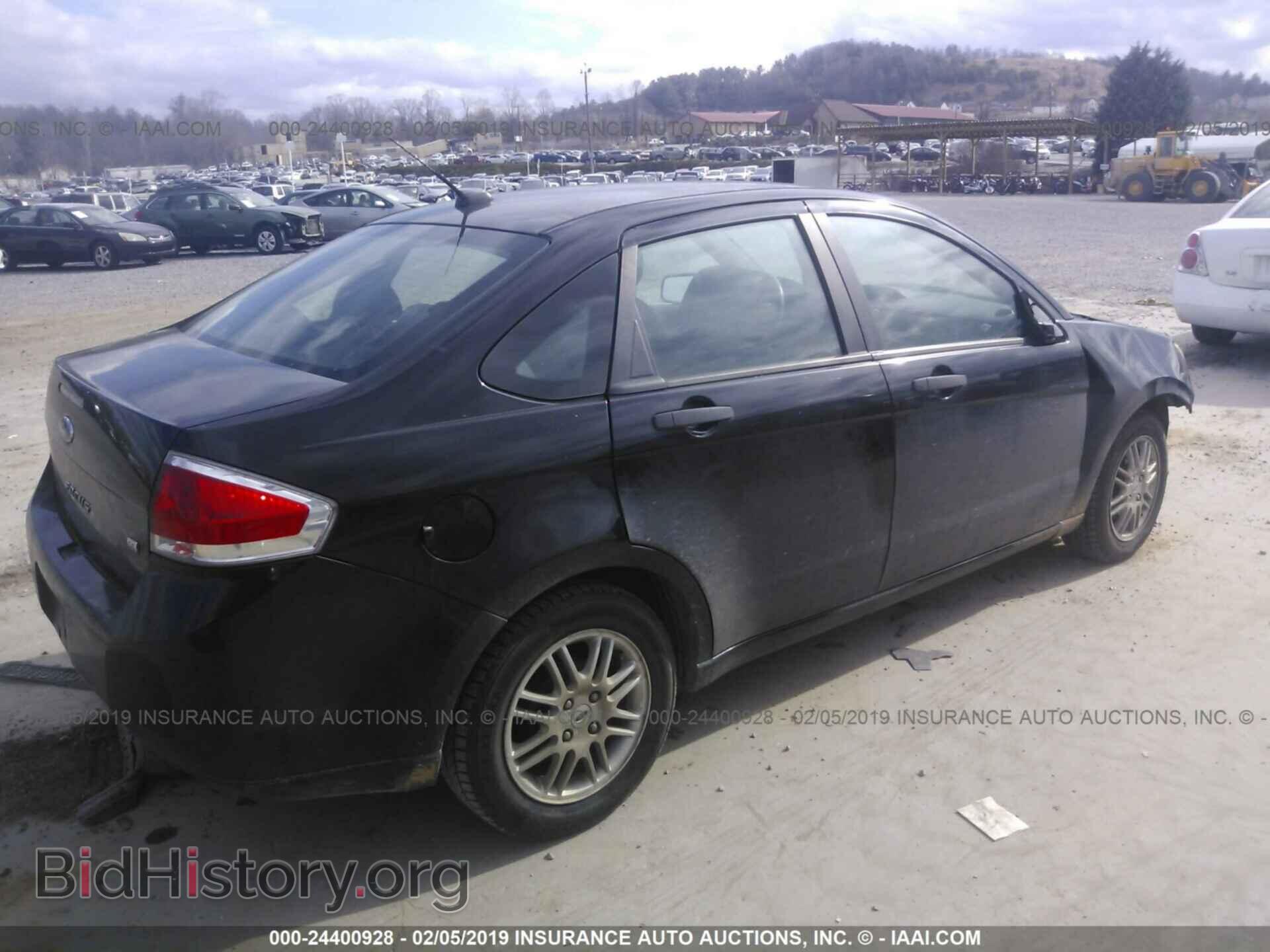 2011 FORD FOCUS - VIN: 1FAHP3FN7BW165083 - Photo 4