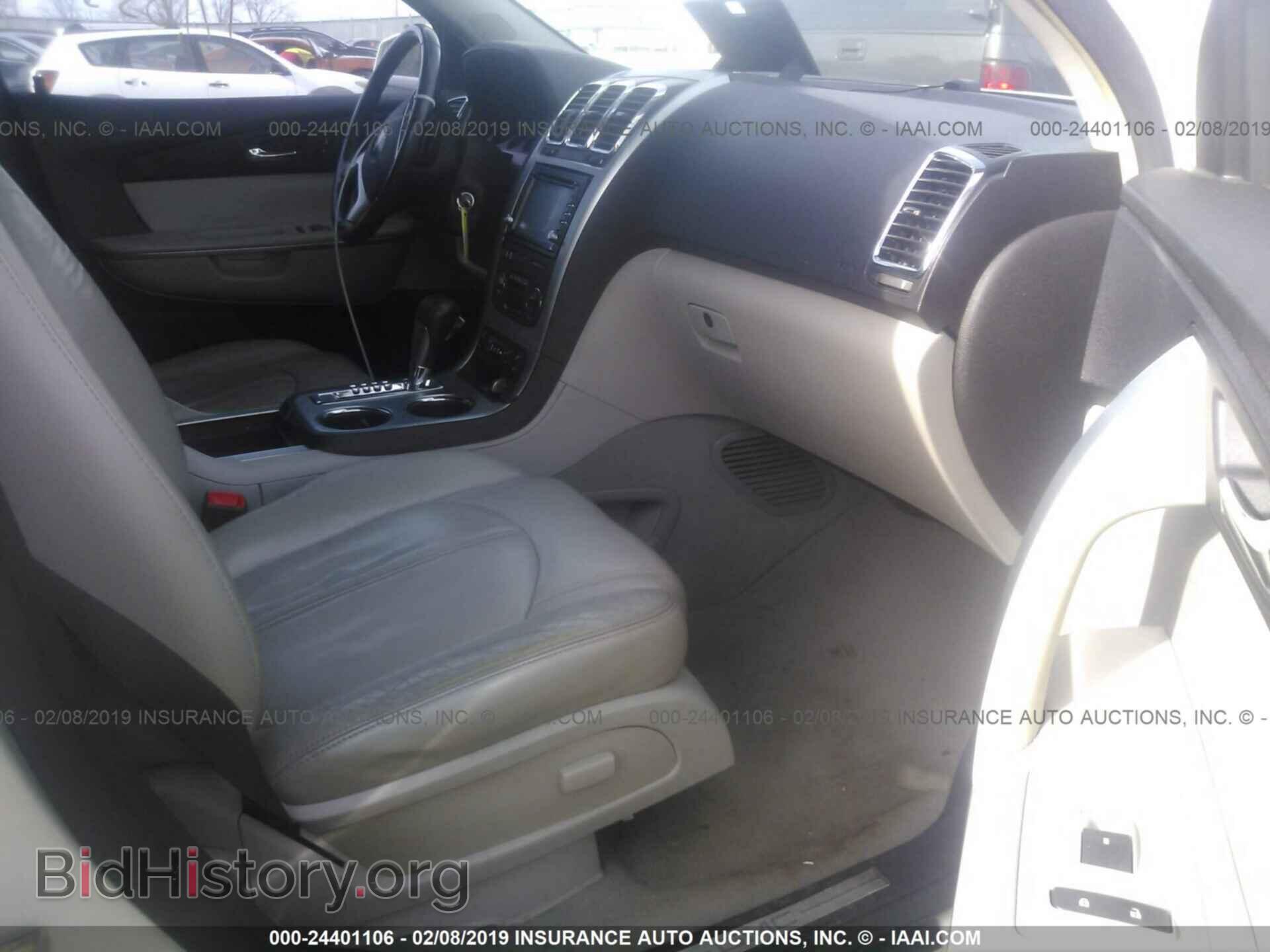 2008 GMC ACADIA - VIN: 1GKER23738J115671 - Фото 5