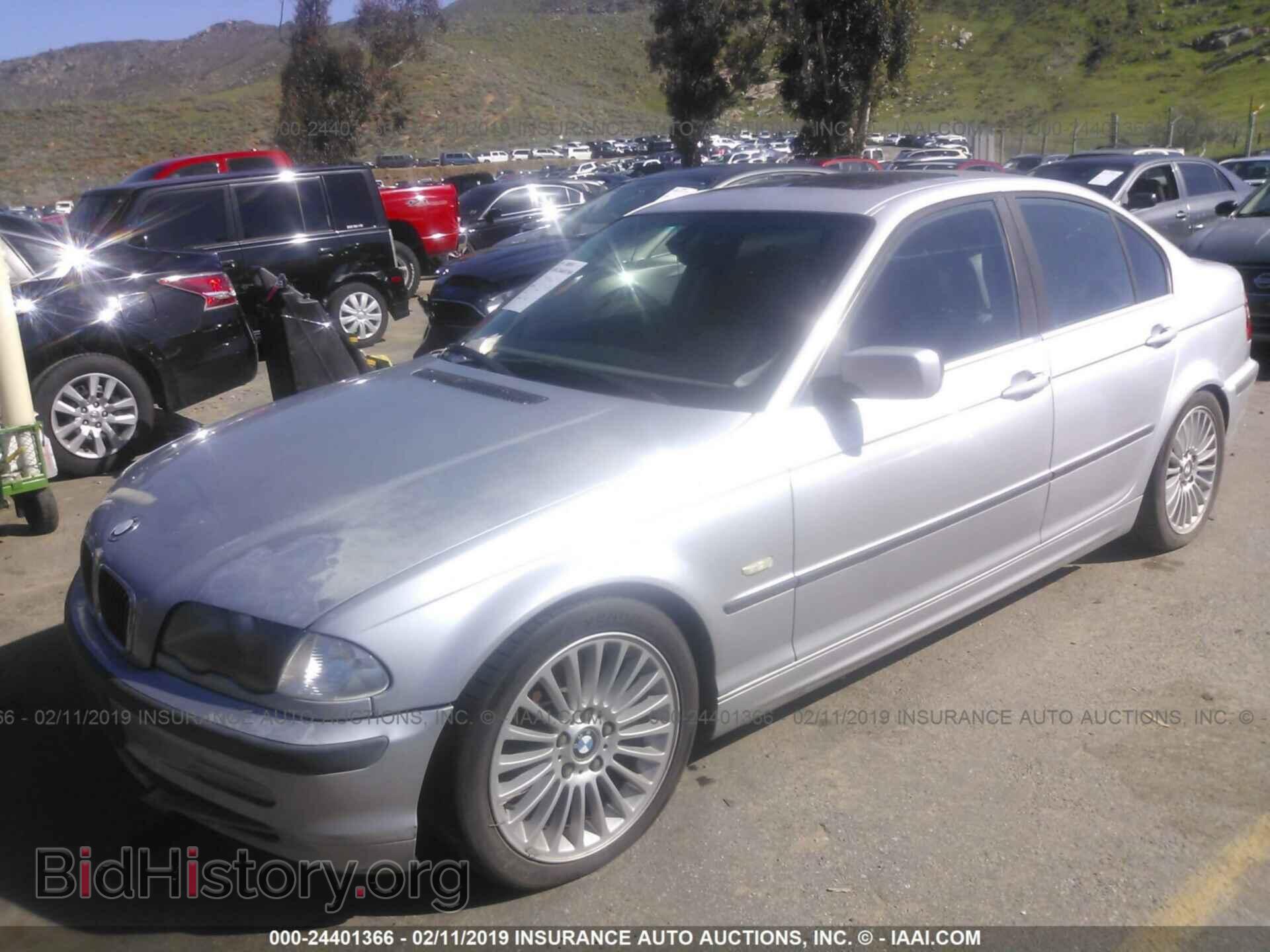 2001 BMW 330 - VIN: WBAAV53461FT01014 - Photo 2