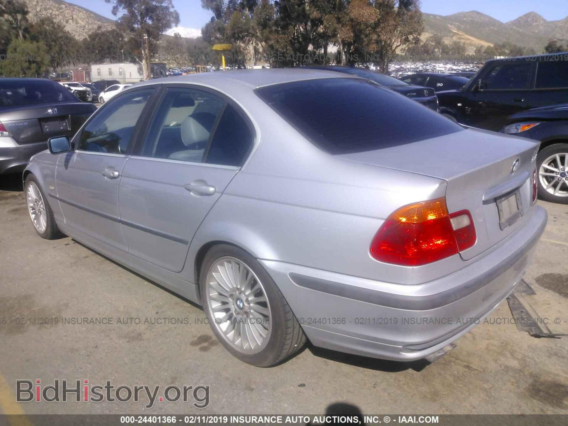 2001 BMW 330 - VIN: WBAAV53461FT01014 - Photo 3