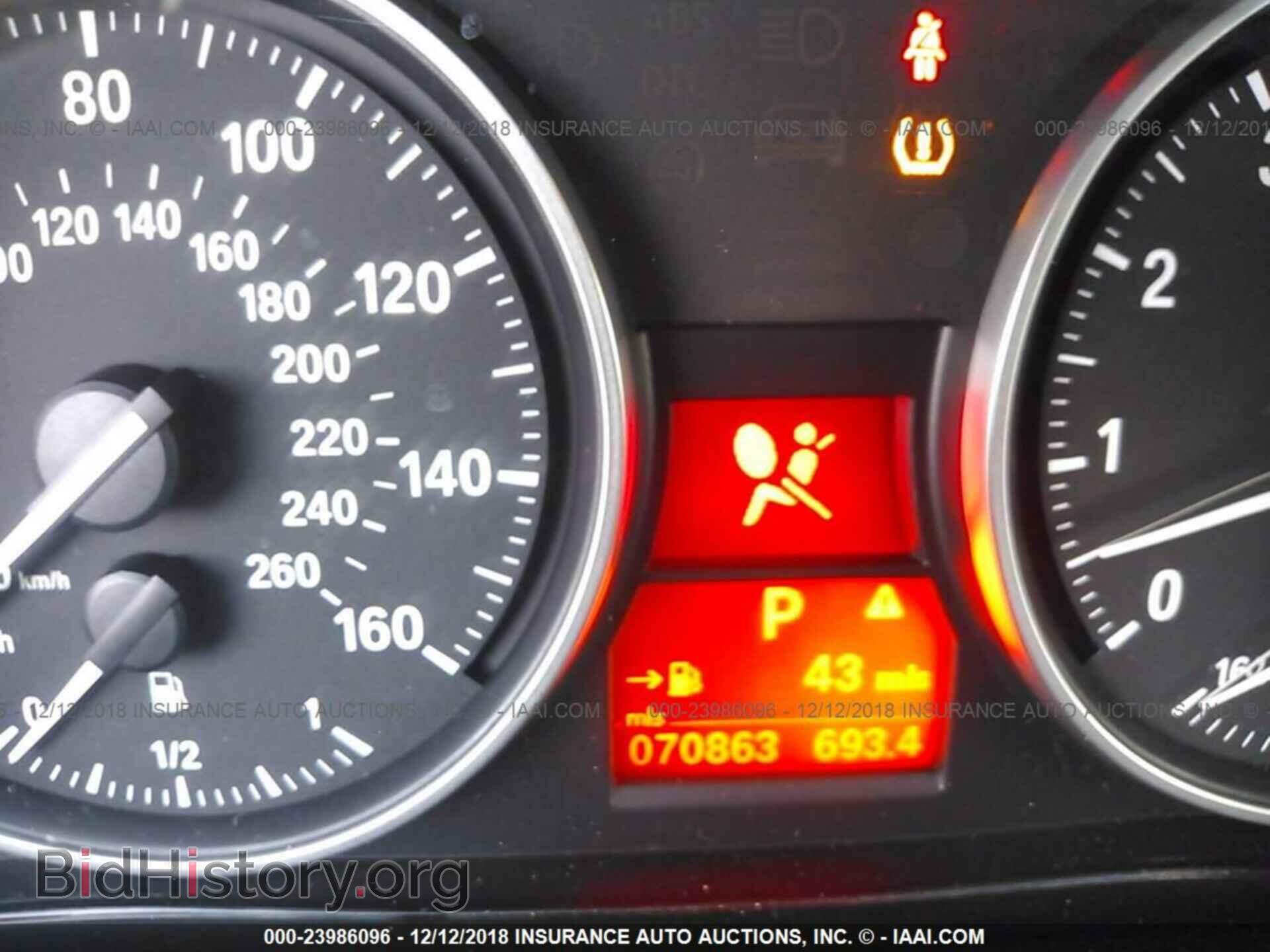2010 BMW 335 - VIN: WBAWC7C5XAE271375 - Фото 7
