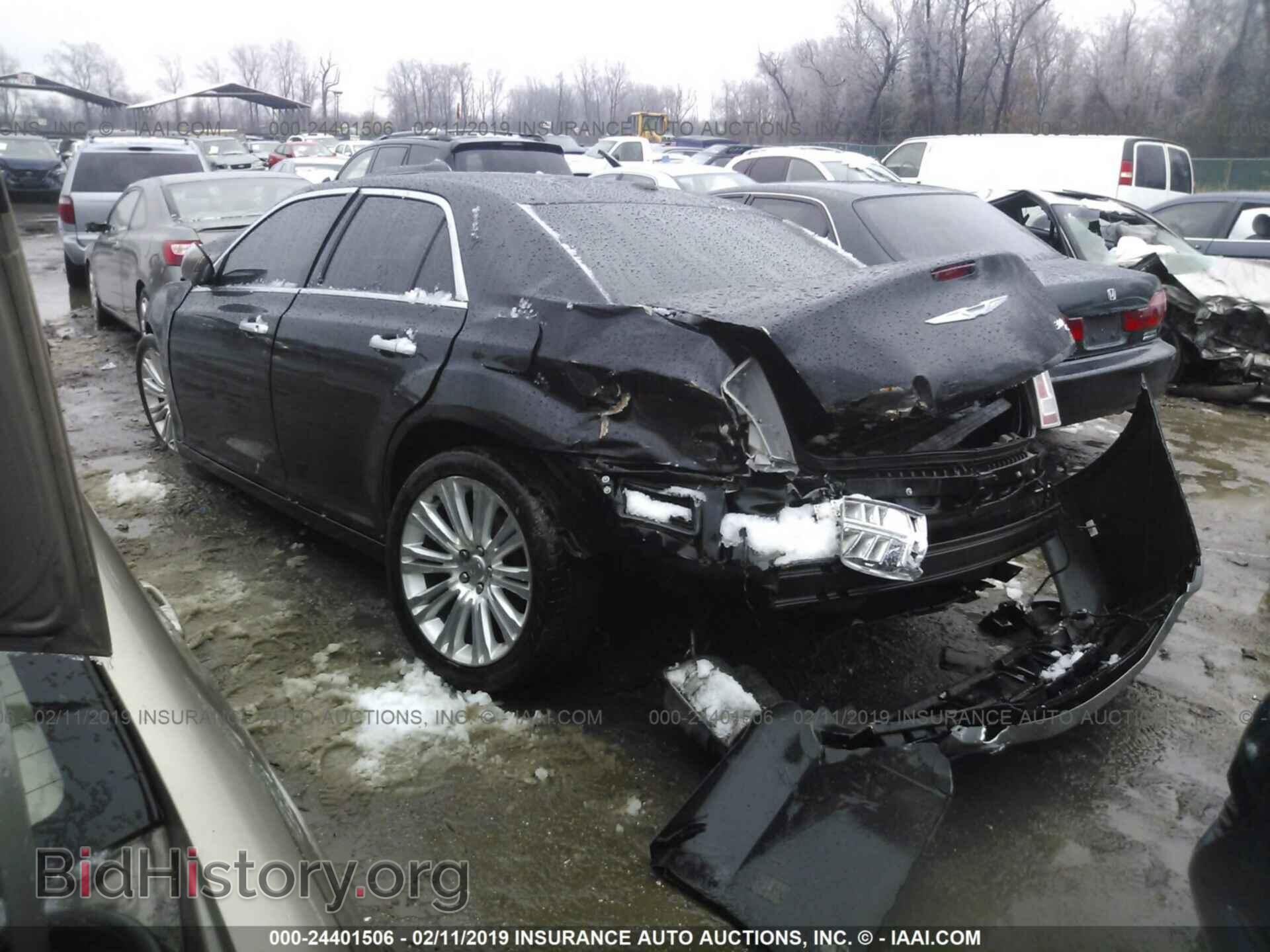 2013 CHRYSLER 300C - VIN: 2C3CCAPT8DH572899 - Фото 3
