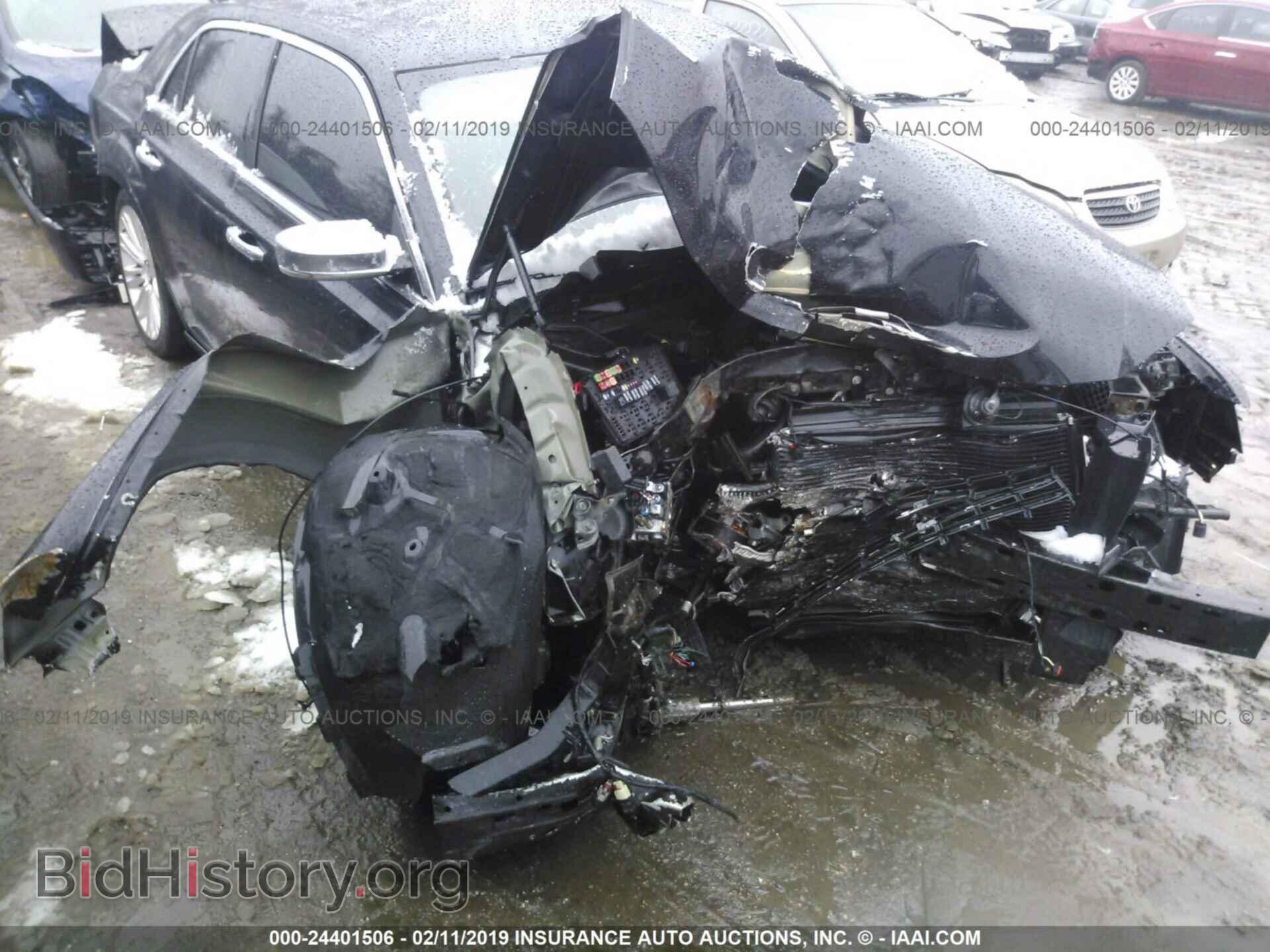 2013 CHRYSLER 300C - VIN: 2C3CCAPT8DH572899 - Фото 6
