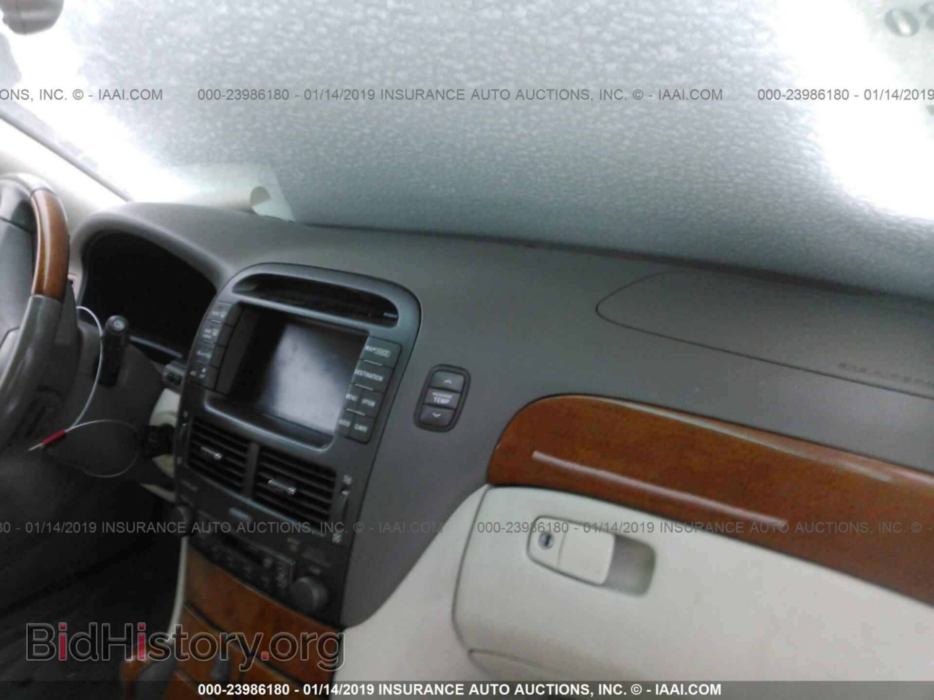 2001 LEXUS LS - VIN: JTHBN30F110051233 - Photo 5
