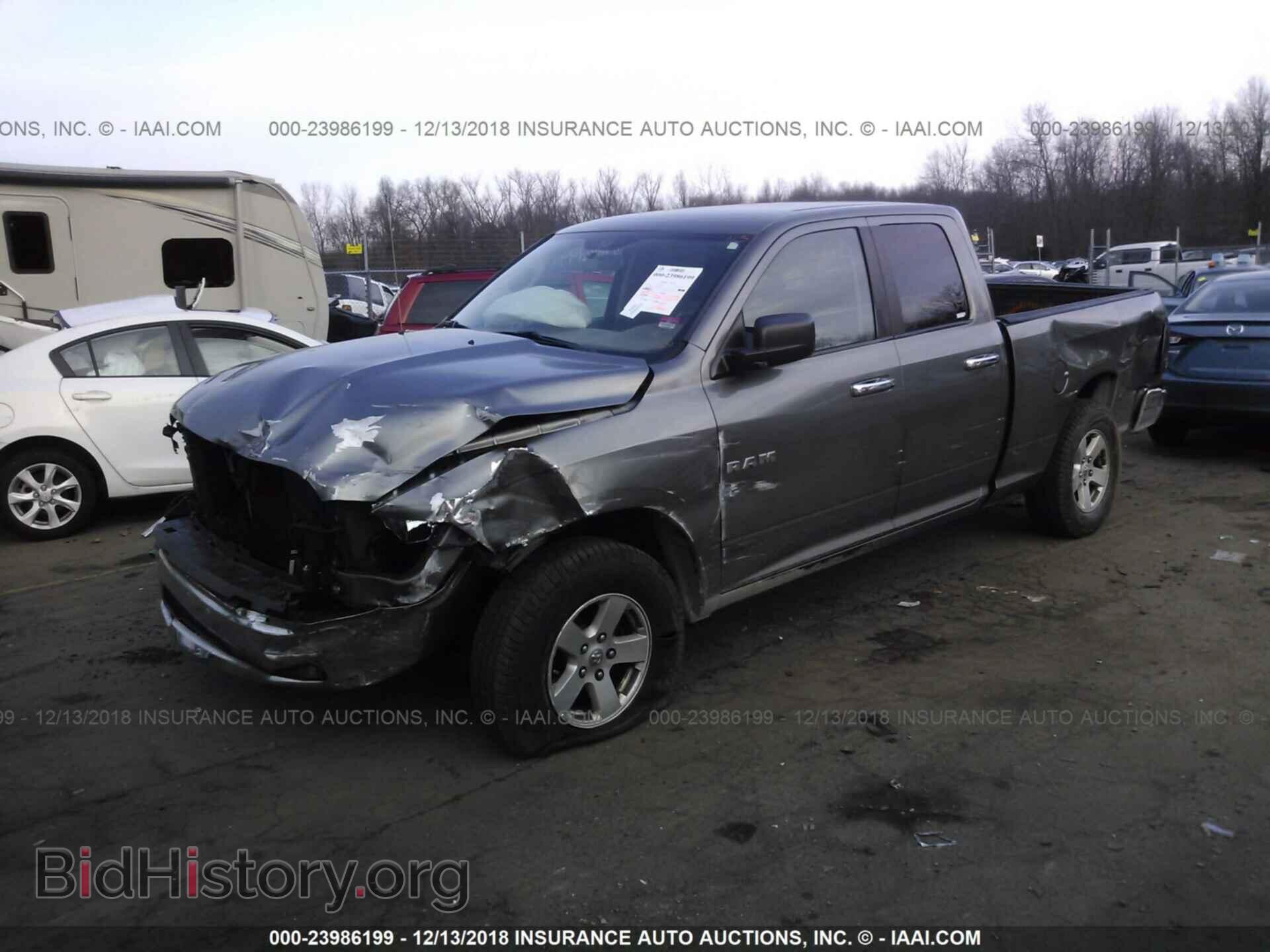 2010 DODGE RAM 1500 - VIN: 1D7RV1GP8AS113143 - Фото 2