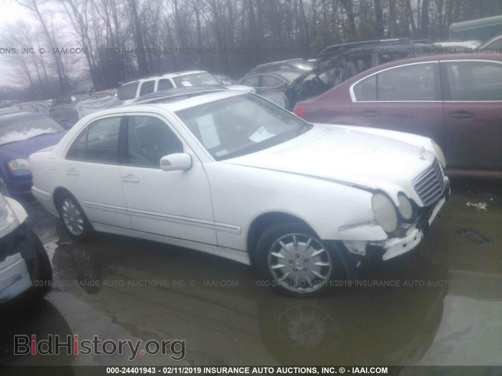 Photo WDBJF70J3YA996399 - MERCEDES-BENZ E 2000