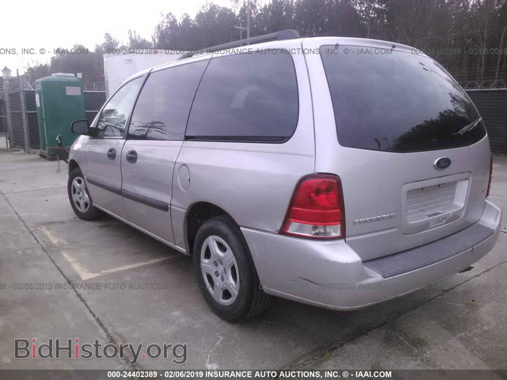 2006 FORD FREESTAR - VIN: 2FMZA516X6BA46460 - Фото 3