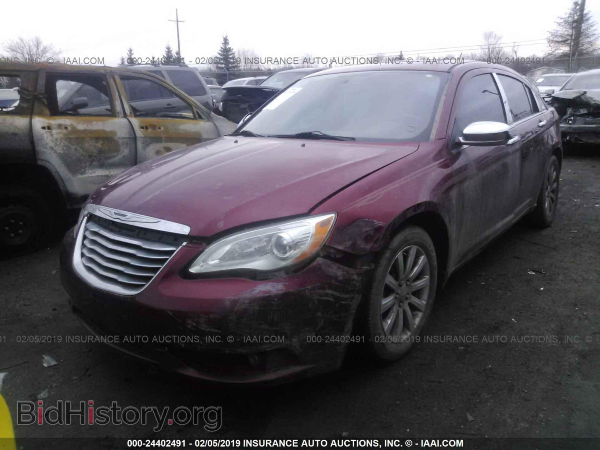 2013 CHRYSLER 200 - VIN: 1C3CCBCG1DN516003 - Фото 2