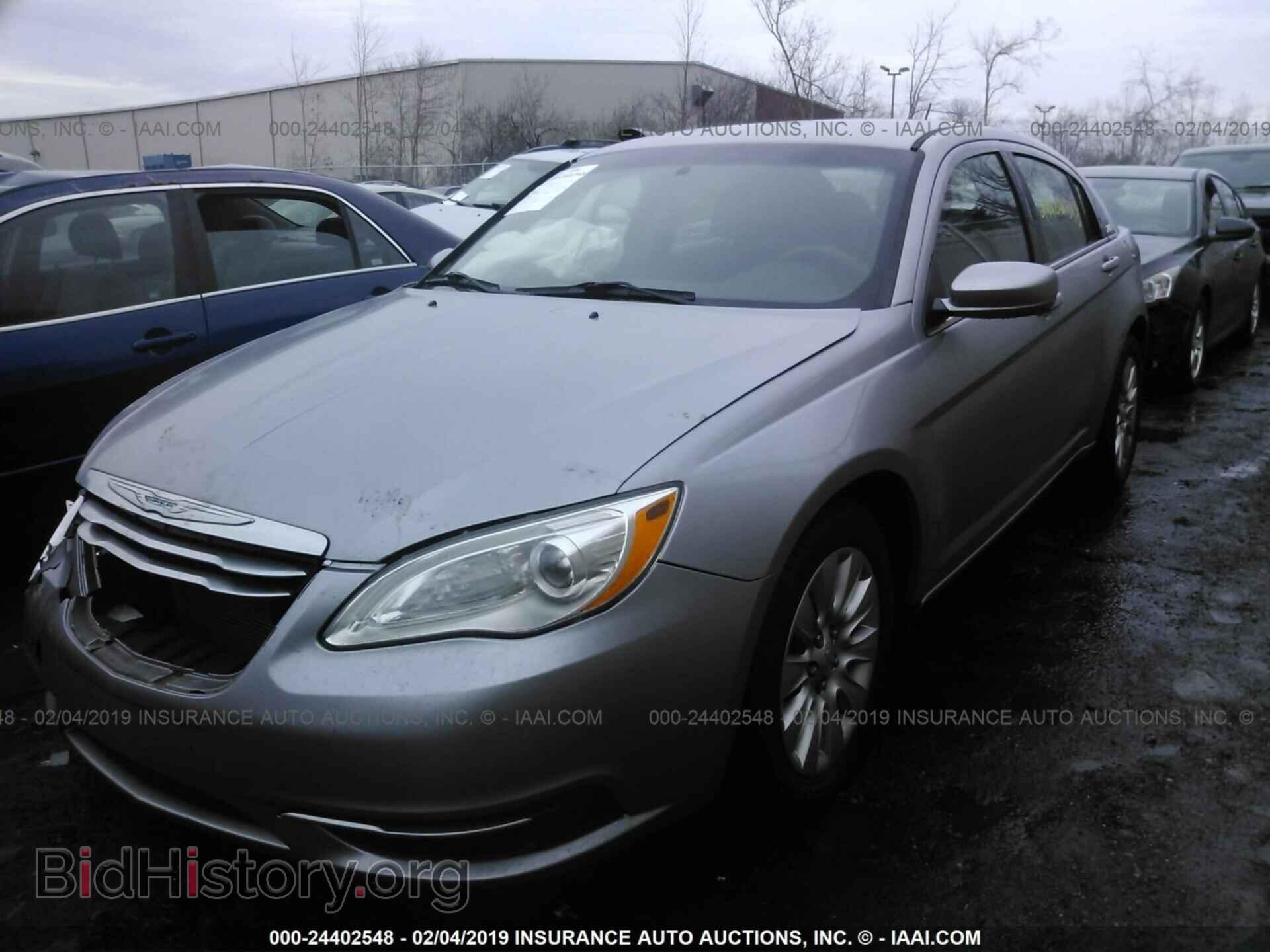 2013 CHRYSLER 200 - VIN: 1C3CCBAG2DN729061 - Photo 2