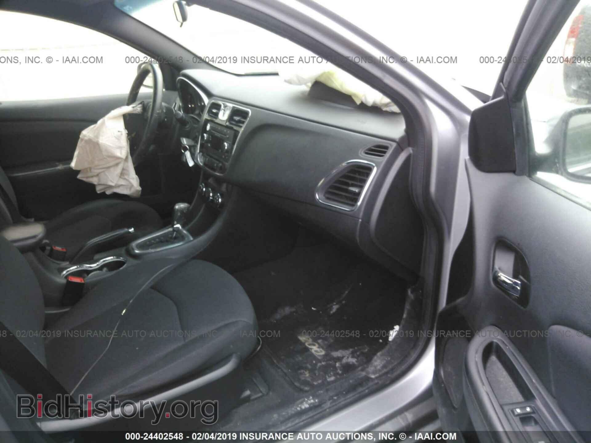 2013 CHRYSLER 200 - VIN: 1C3CCBAG2DN729061 - Photo 5