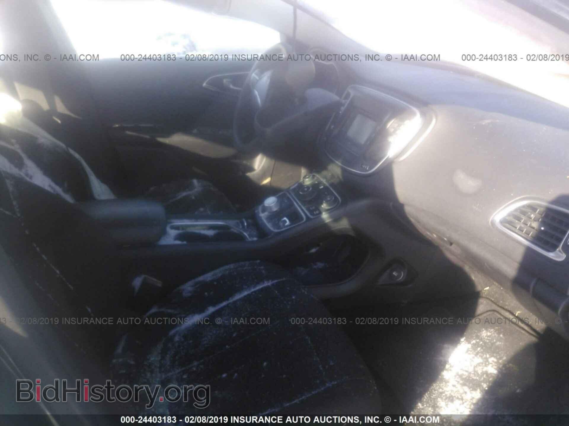 2016 CHRYSLER 200 - VIN: 1C3CCCAB3GN145315 - Photo 5