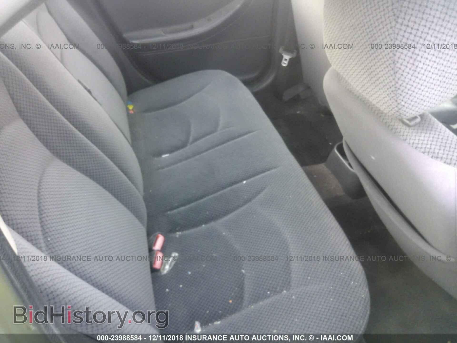 2004 CHRYSLER SEBRING - VIN: 1C3EL56T24N187797 - Фото 8