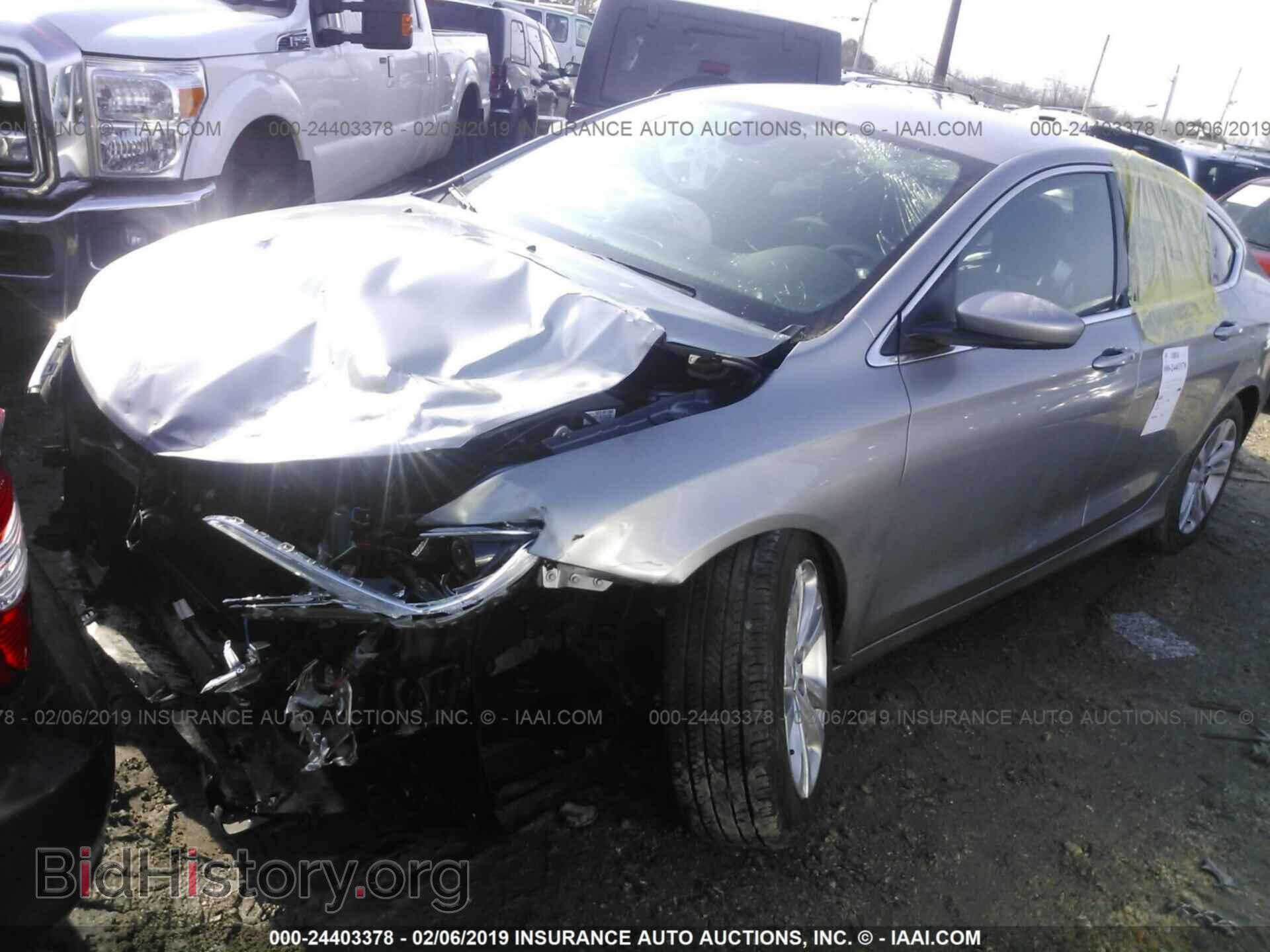 2016 CHRYSLER 200 - VIN: 1C3CCCAB6GN178387 - Фото 2