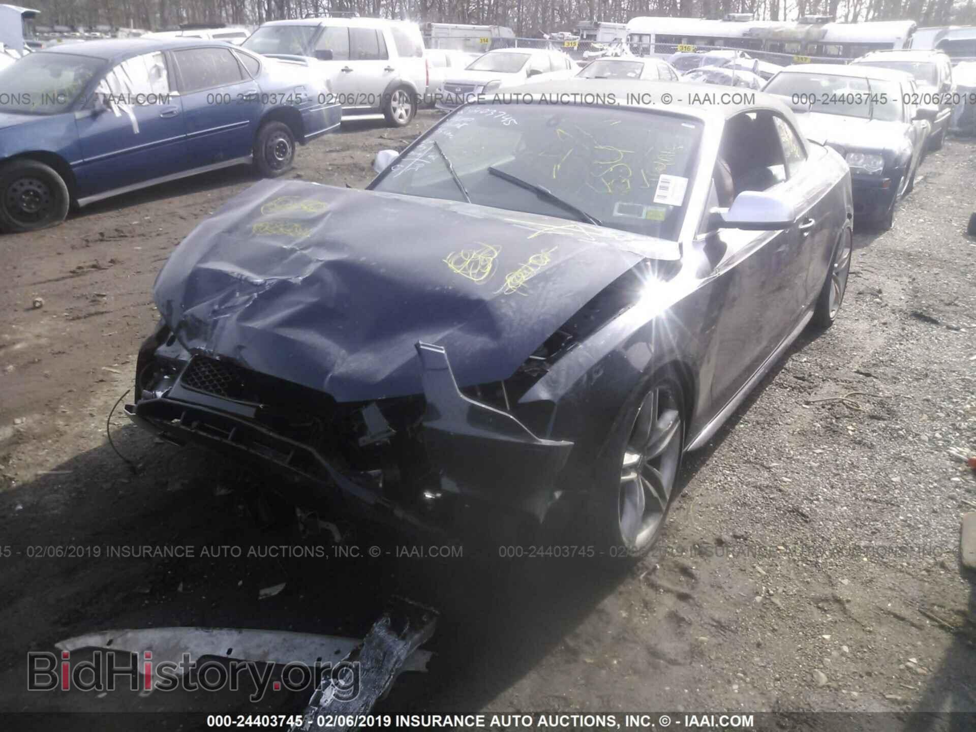 2011 AUDI S5 - VIN: WAUCGAFH6BN002284 - Фото 2