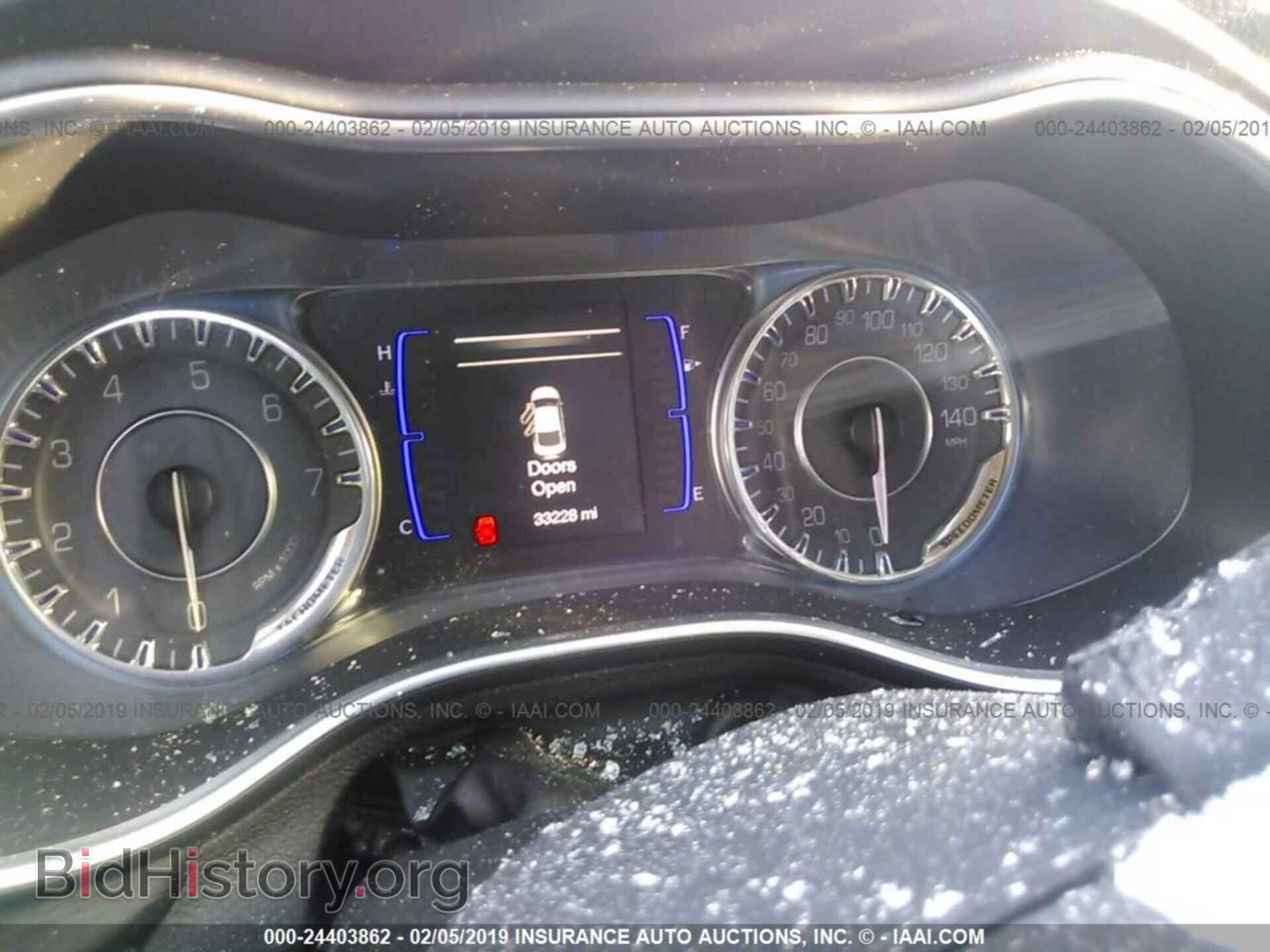 2016 CHRYSLER 200 - VIN: 1C3CCCAB4GN167887 - Фото 7