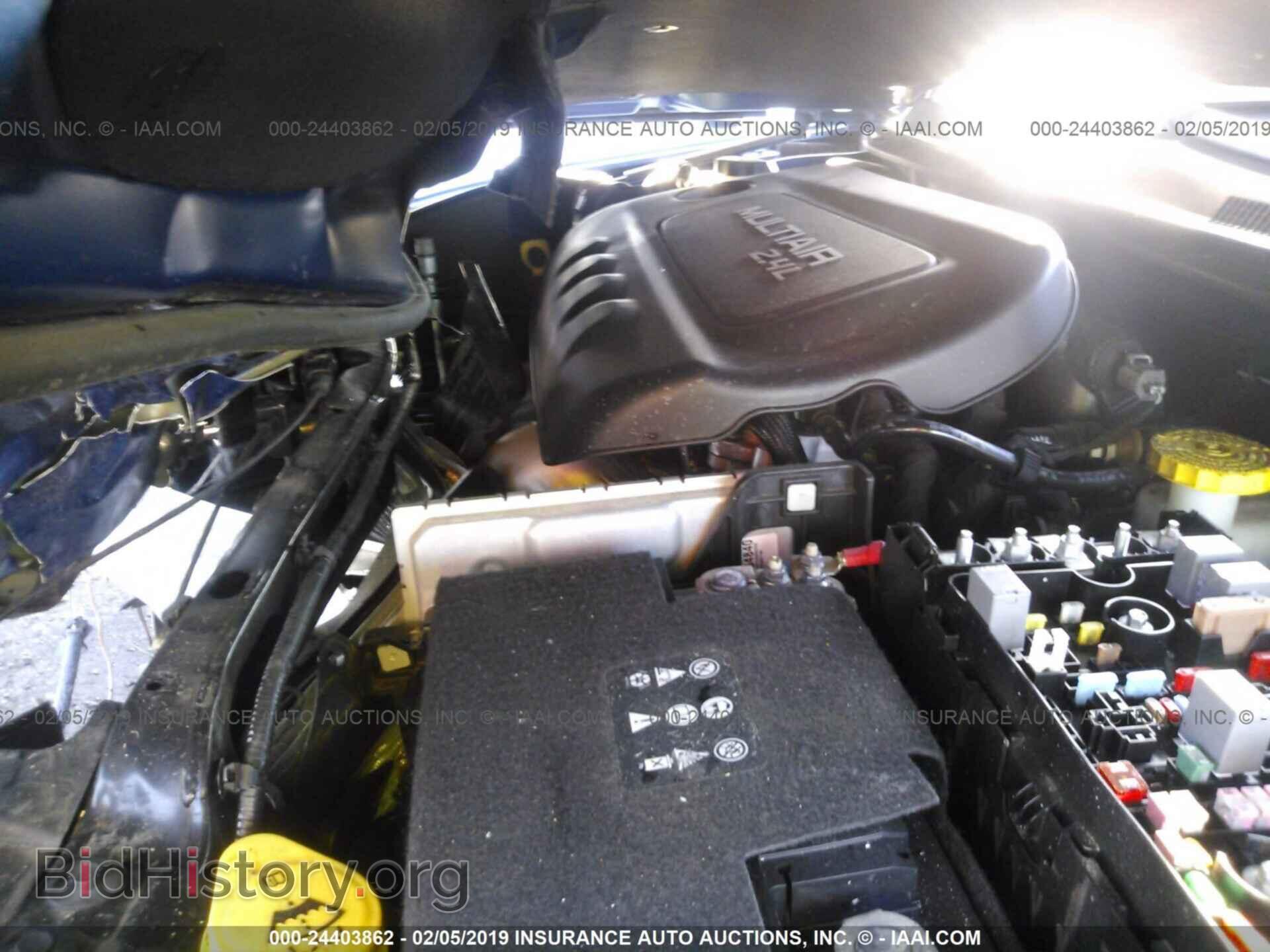 2016 CHRYSLER 200 - VIN: 1C3CCCAB4GN167887 - Фото 10