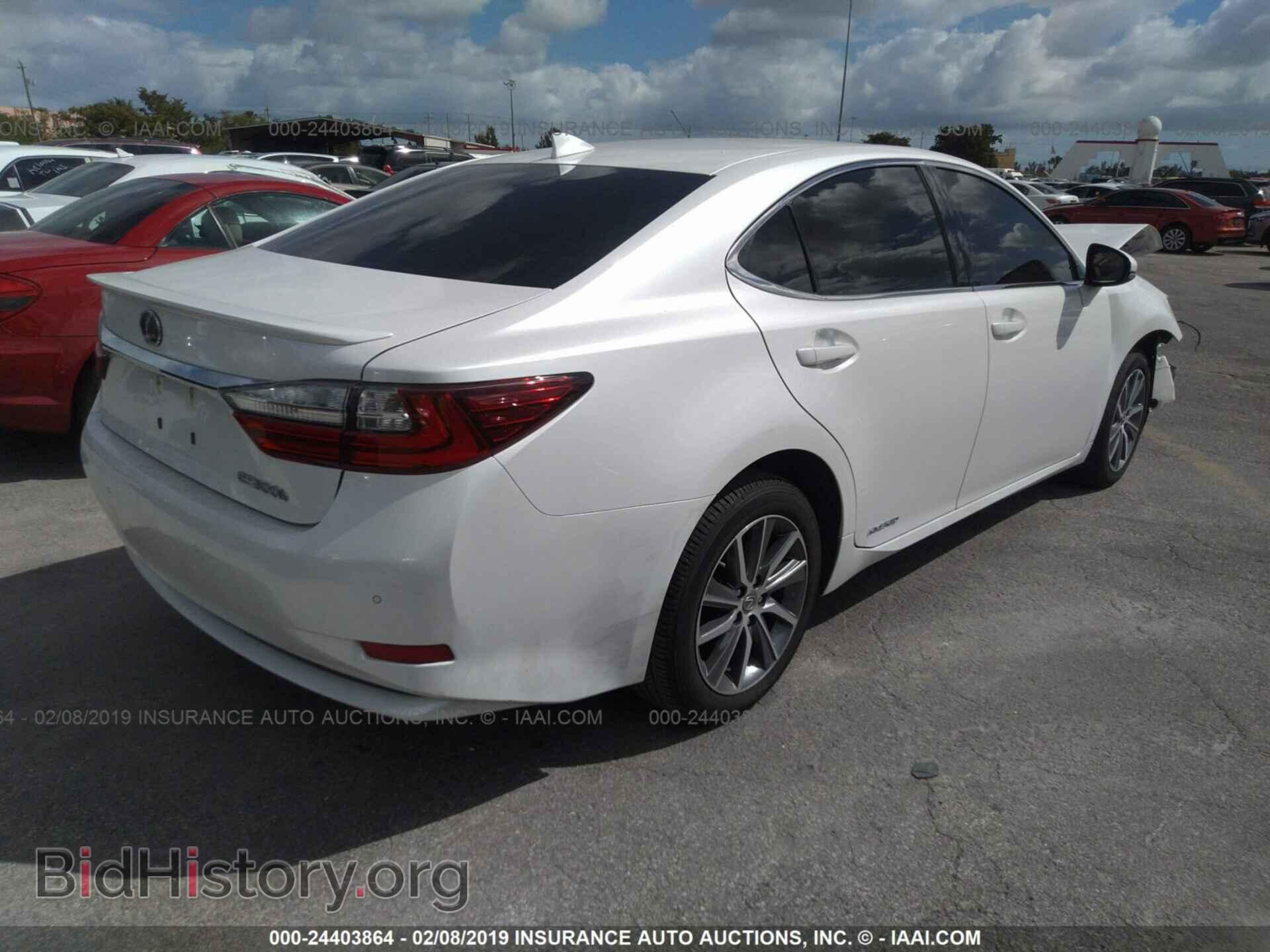 2016 LEXUS ES - VIN: JTHBW1GGXG2109059 - Фото 4