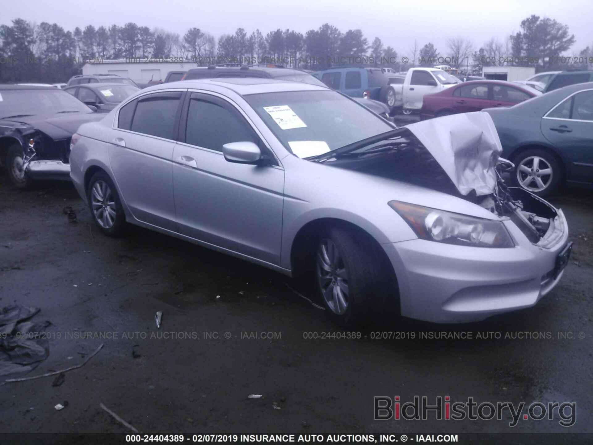 Photo 1HGCP2F88BA091857 - HONDA ACCORD 2011