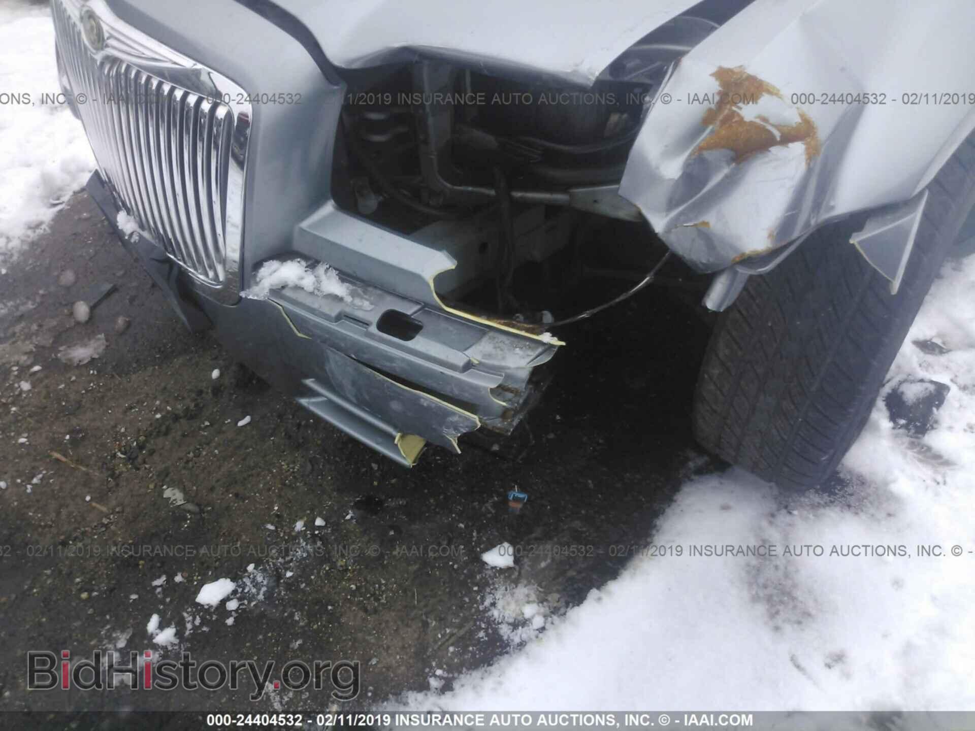 2007 CHRYSLER 300C - VIN: 2C3KA63H87H893622 - Фото 6