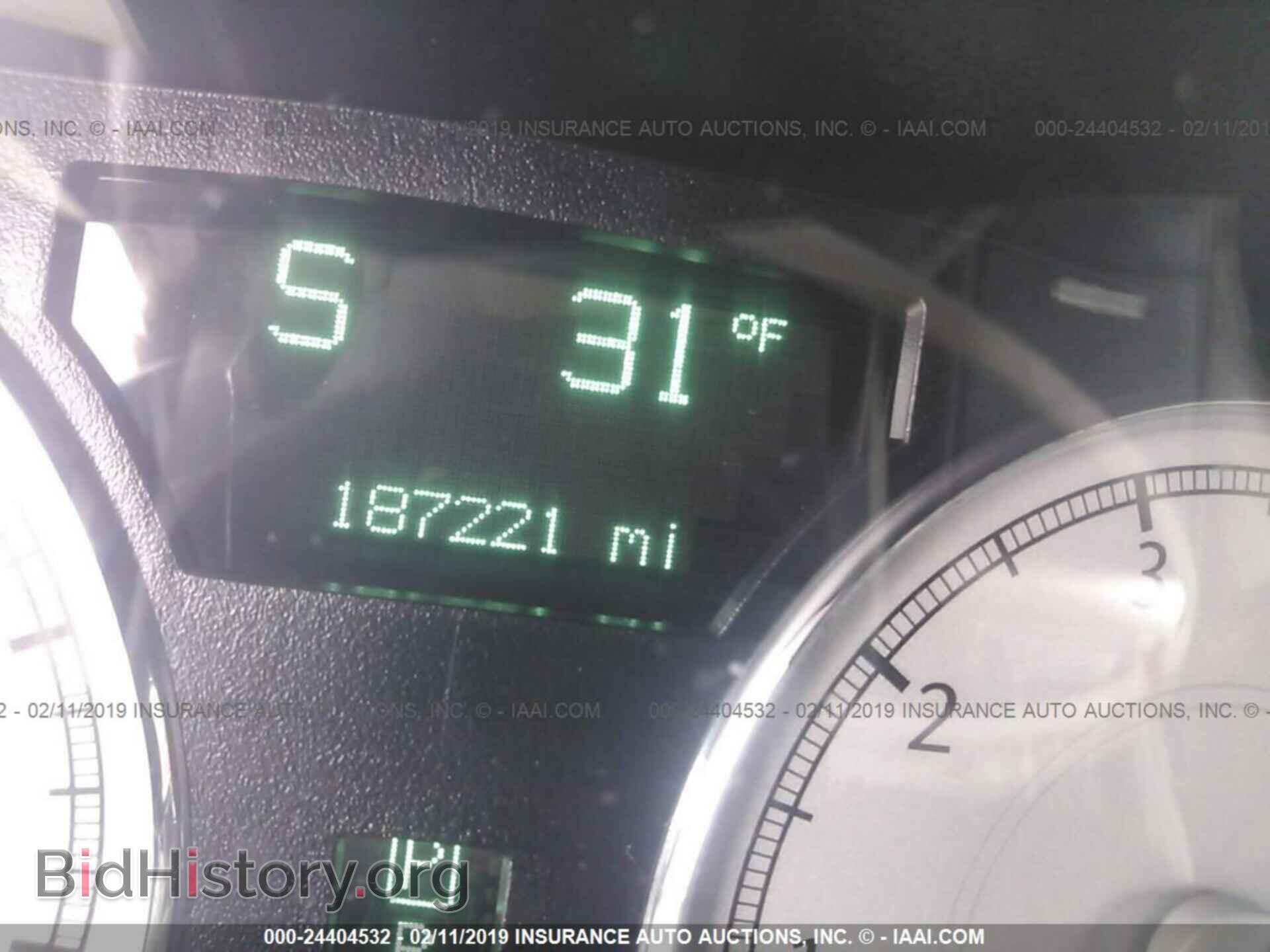 2007 CHRYSLER 300C - VIN: 2C3KA63H87H893622 - Фото 7