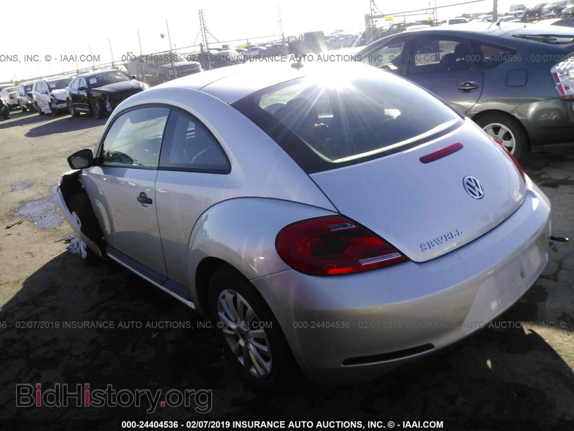 2012 VOLKSWAGEN BEETLE - VIN: 3VWFP7AT8CM616115 - Фото 3
