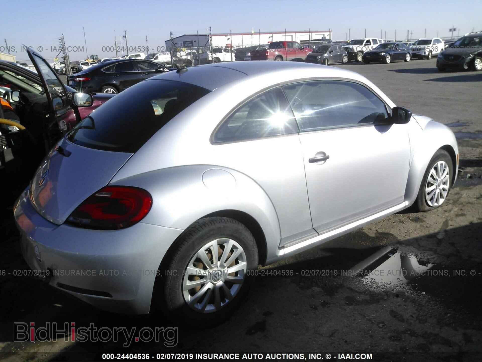 2012 VOLKSWAGEN BEETLE - VIN: 3VWFP7AT8CM616115 - Фото 4