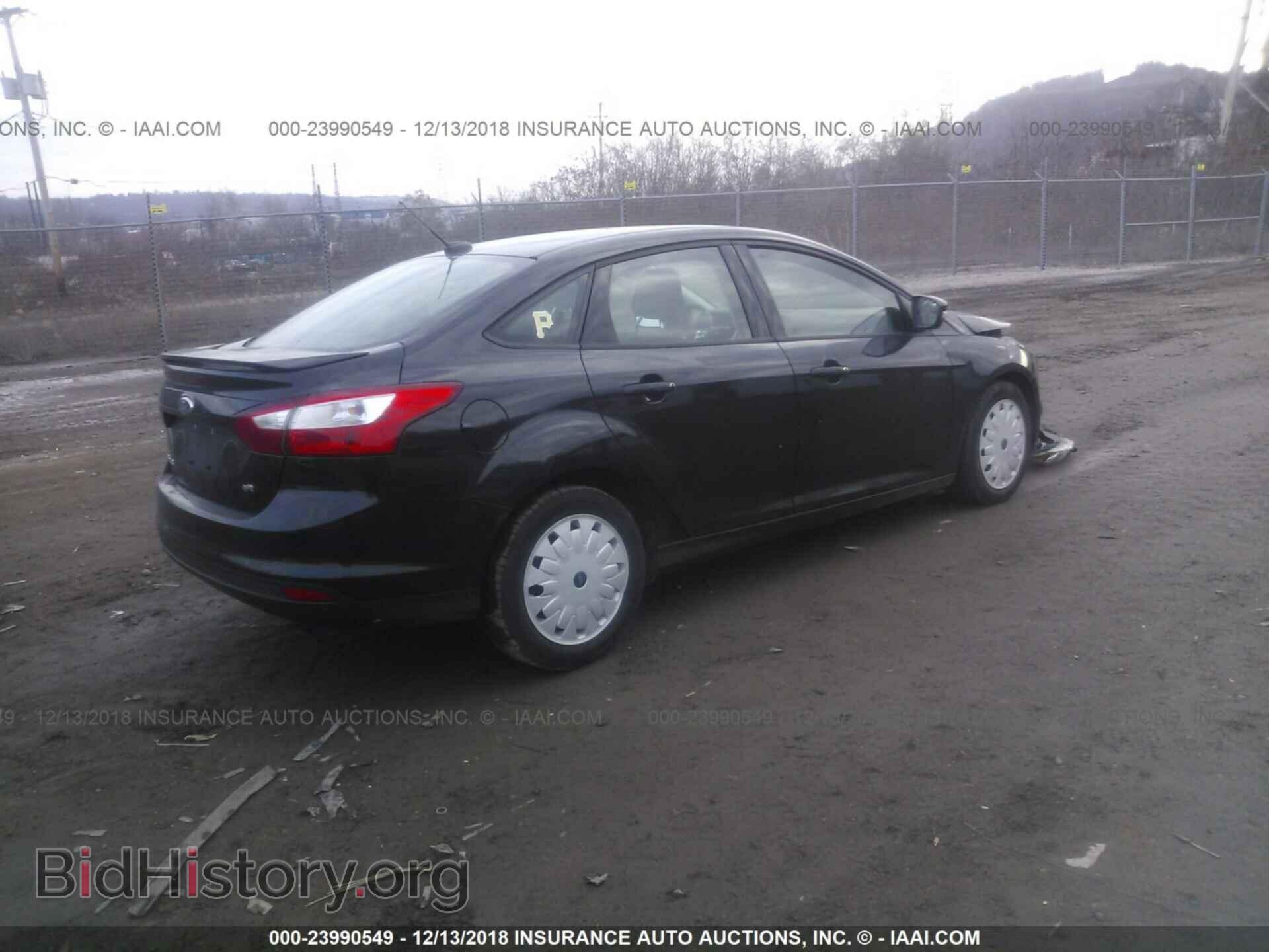 2012 FORD FOCUS - VIN: 1FAHP3F2XCL353895 - Photo 4