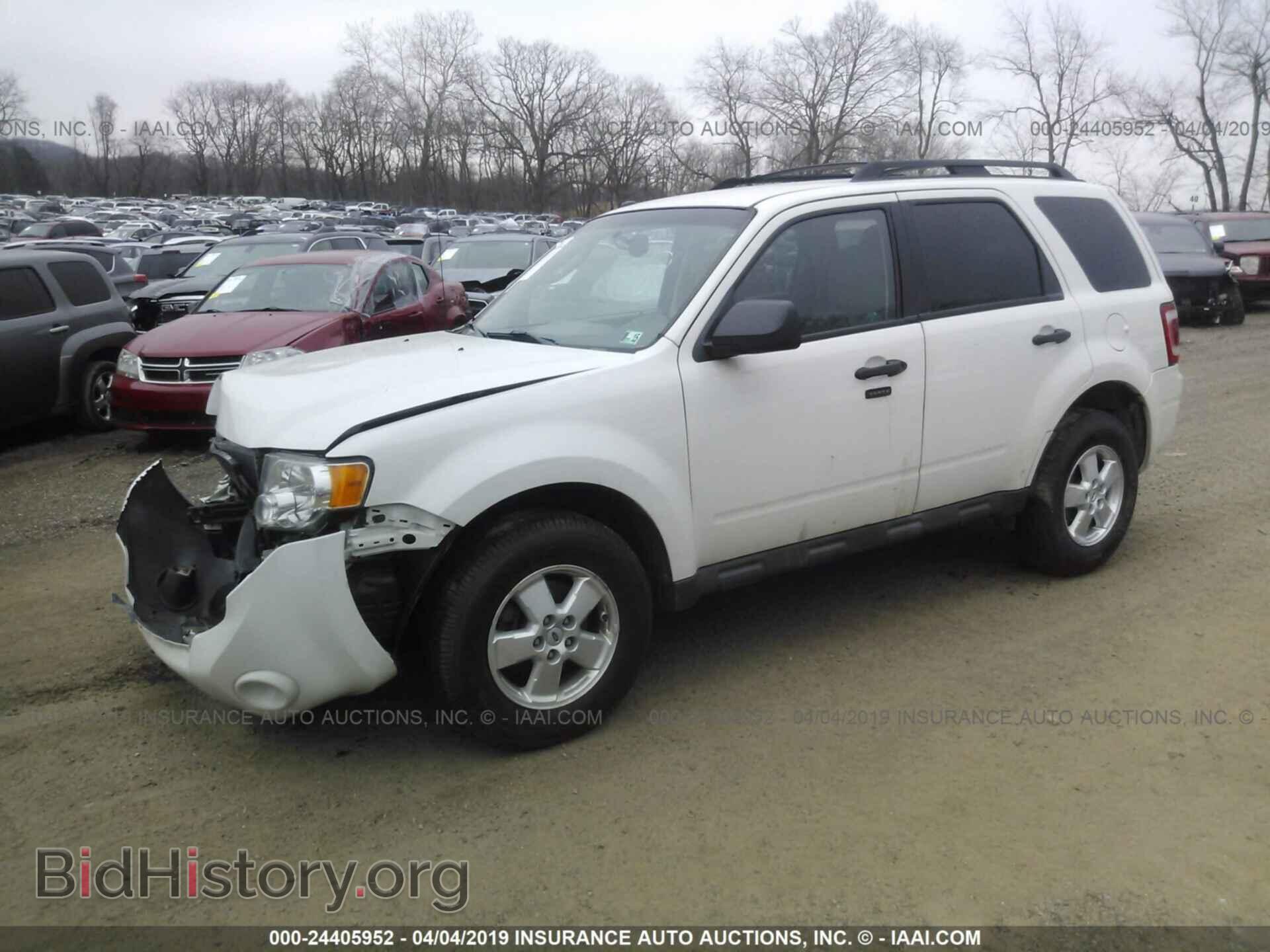 2011 FORD ESCAPE - VIN: 1FMCU0D79BKC70713 - Photo 2