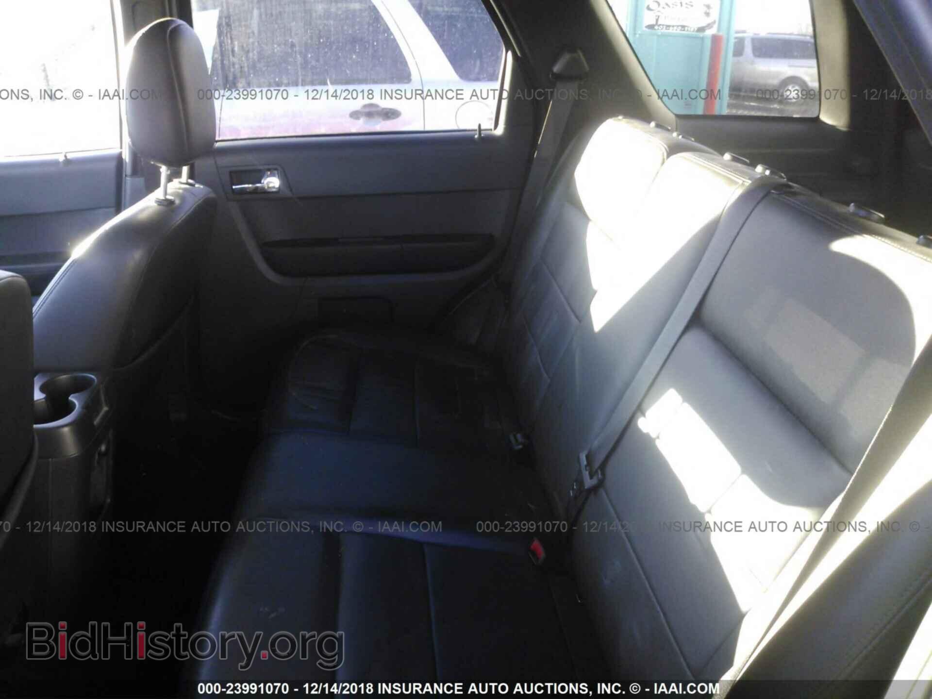 2013 CHRYSLER 300 - VIN: 2C3CCAAG9DH568937 - Фото 8