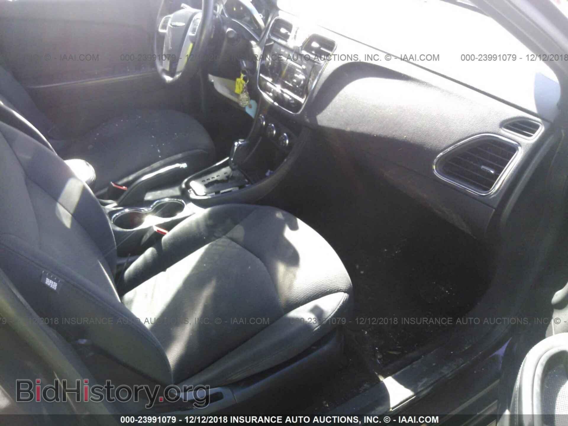 2013 CHRYSLER 200 - VIN: 1C3CCBBG2DN556575 - Photo 5